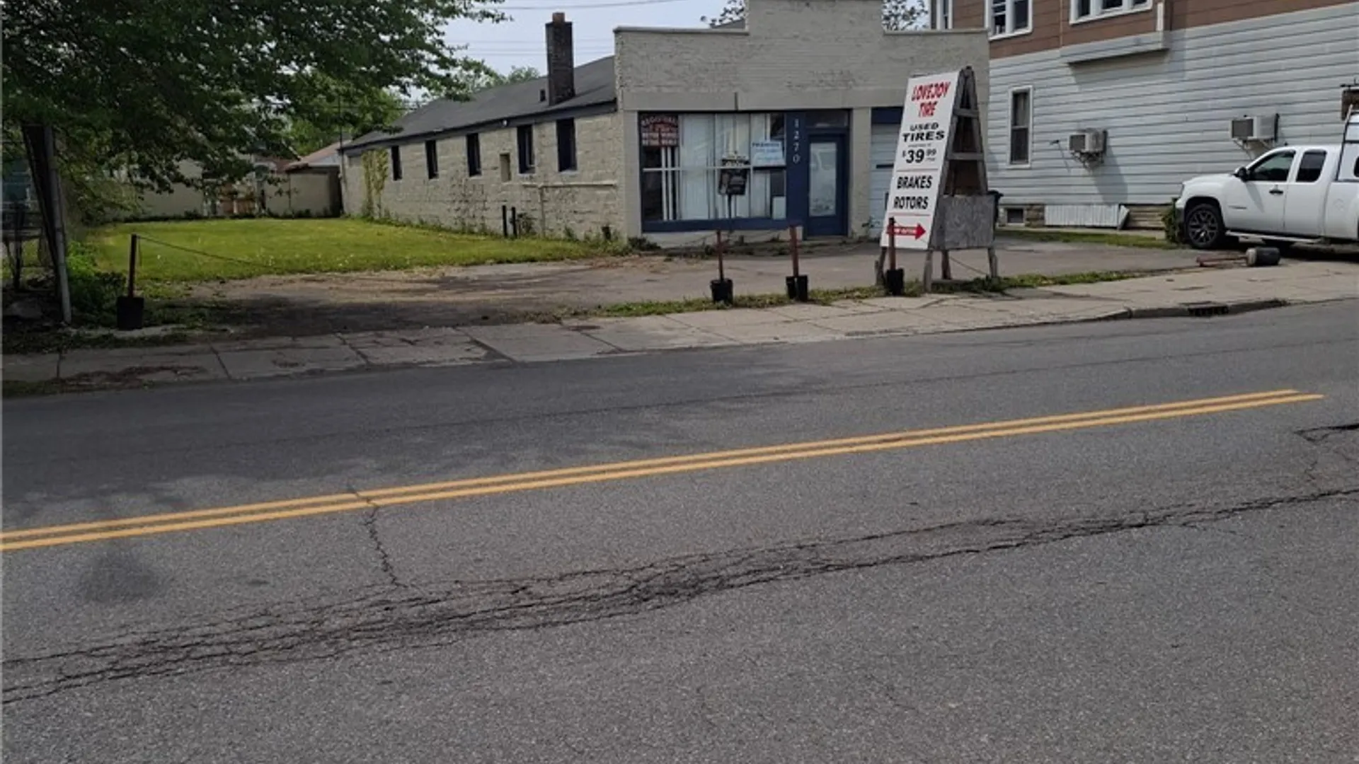 Property at 1270 Bailey Ave Avenue, Buffalo, NY 14206 3