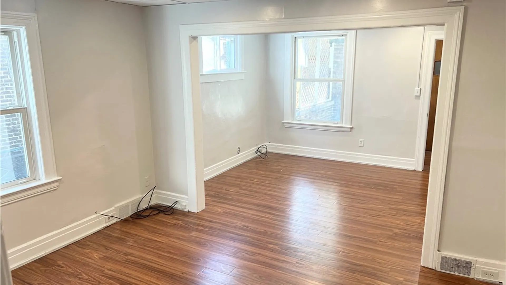 Property at 642 Ashland Avenue, Niagara Falls, NY 14301 5