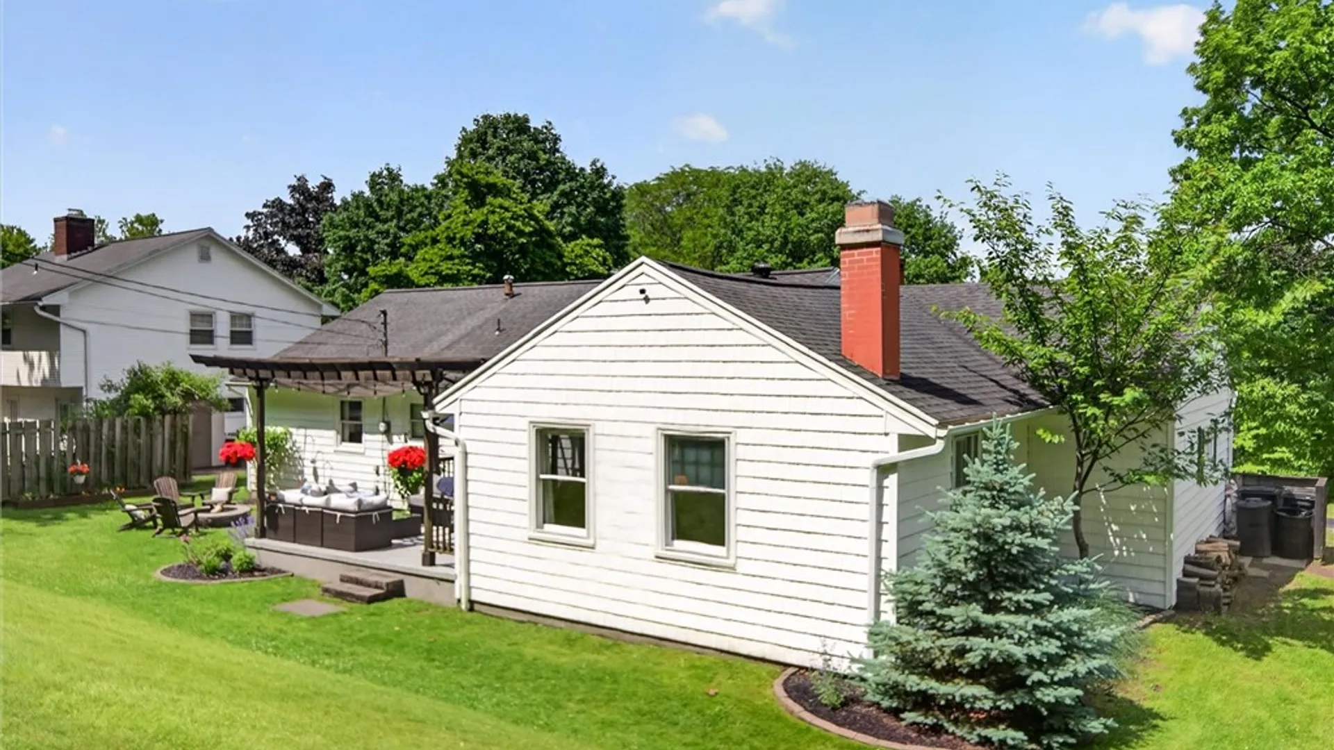Property at 14 Highpoint Trail, Perinton, NY 14450 7