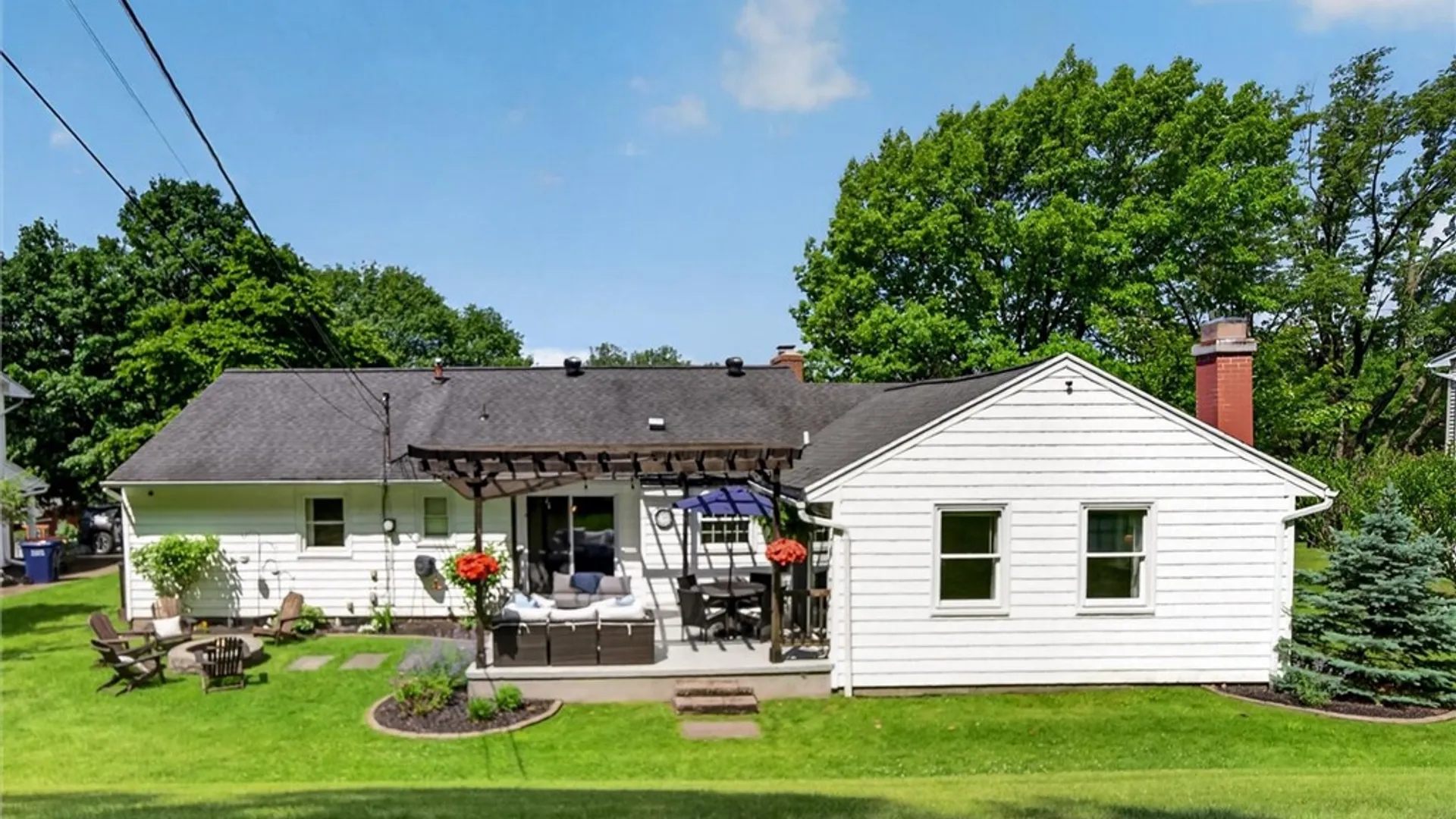 Property at 14 Highpoint Trail, Perinton, NY 14450 8