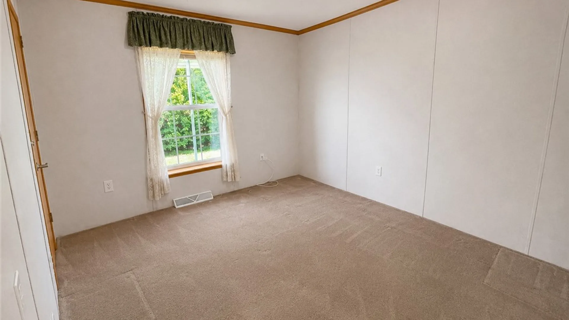 Property at 935 Ramada Drive, Victor, NY 14564 27