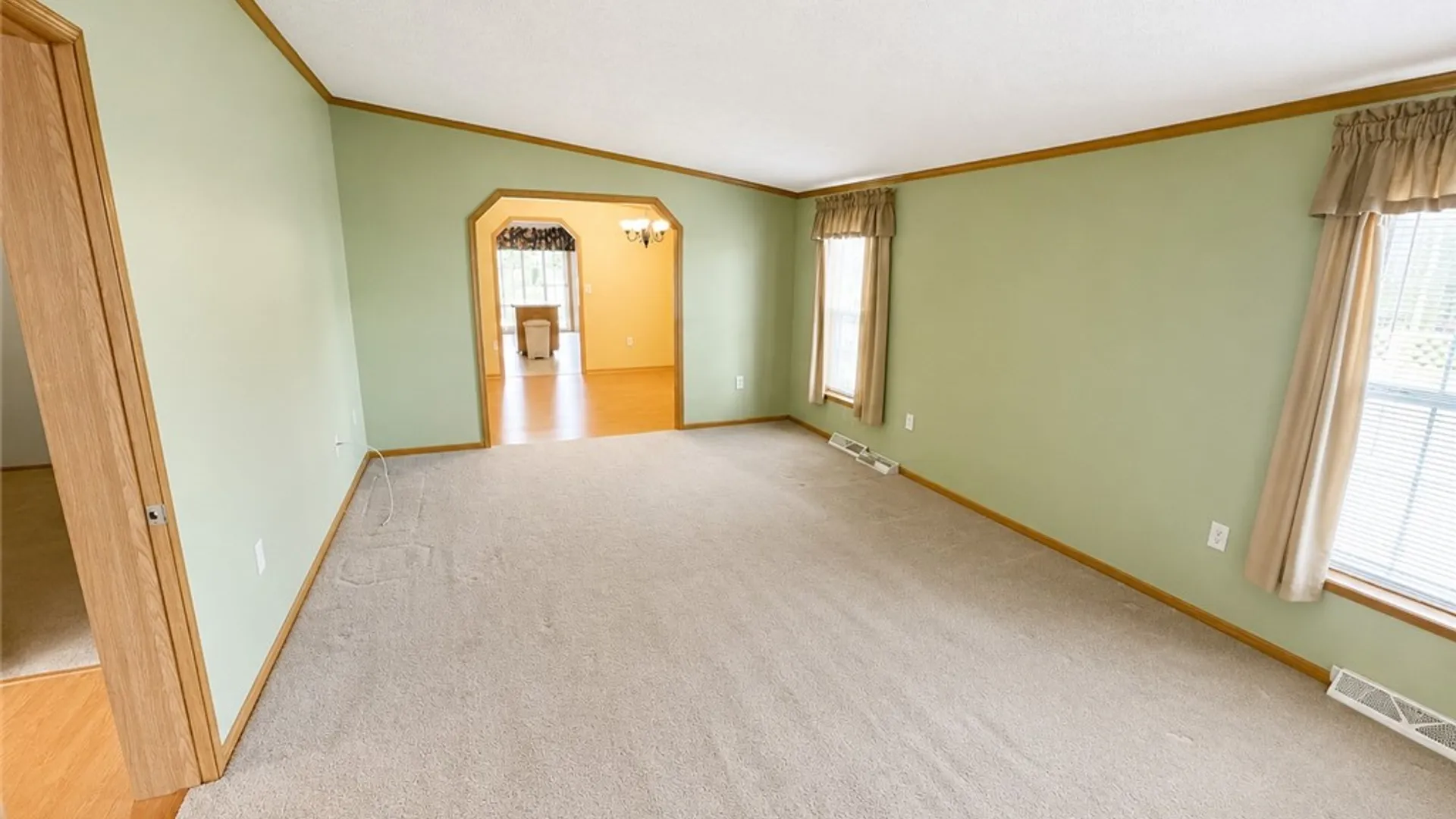 Property at 935 Ramada Drive, Victor, NY 14564 8