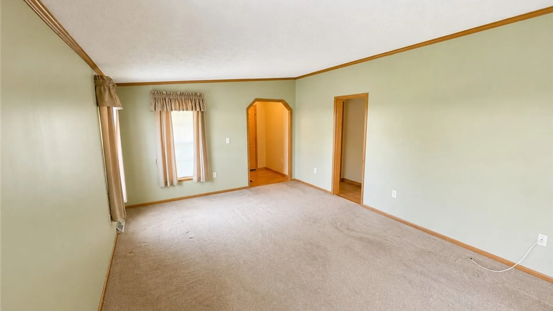 Property at 935 Ramada Drive, Victor, NY 14564 9