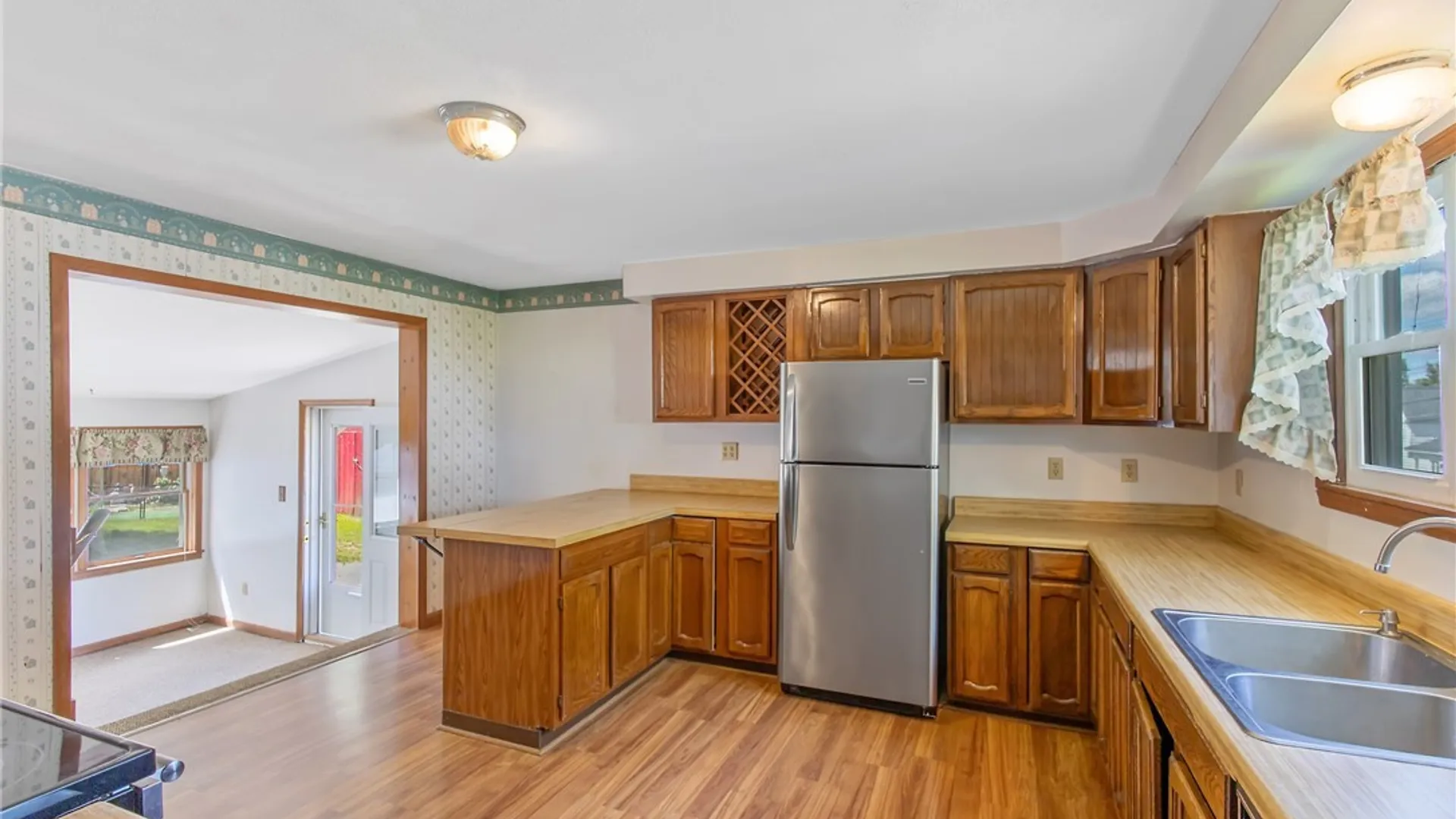 Property at 352 W 4th Street, Fulton, NY 13069 11