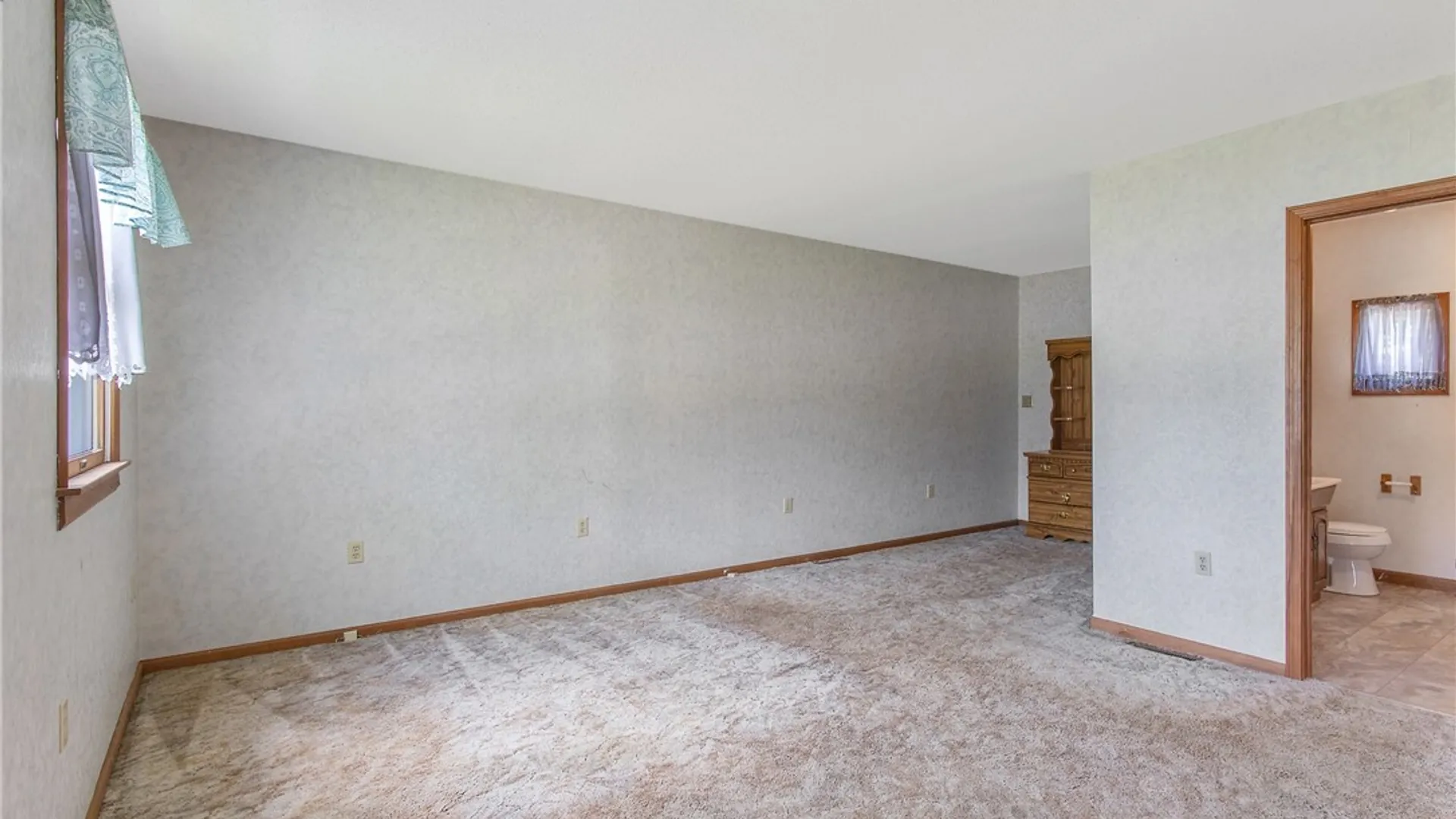 Property at 352 W 4th Street, Fulton, NY 13069 18