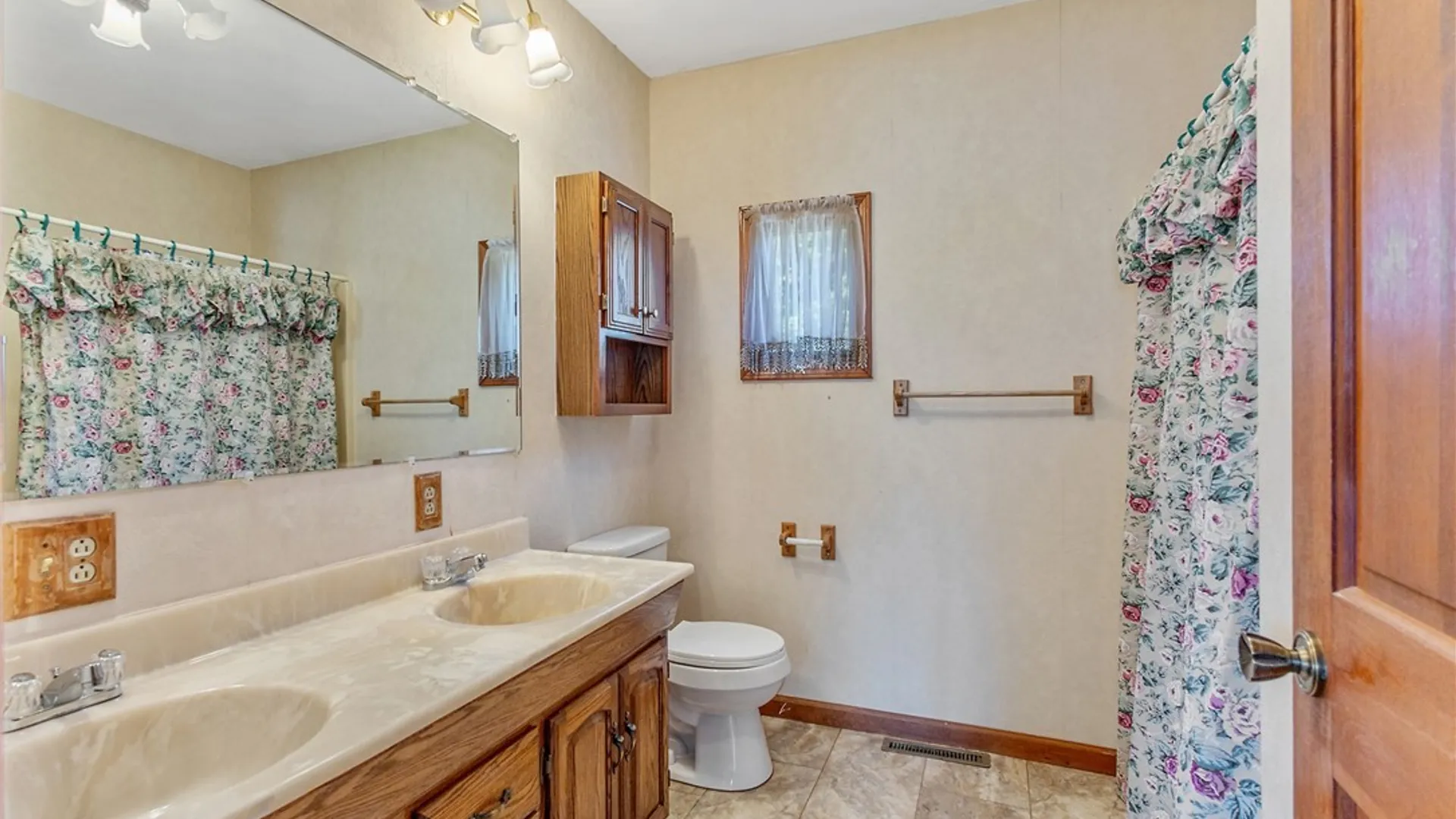 Property at 352 W 4th Street, Fulton, NY 13069 22