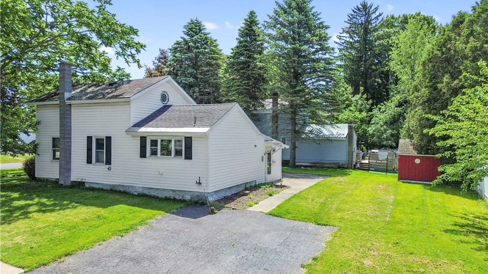 Property at 352 W 4th Street, Fulton, NY 13069 28