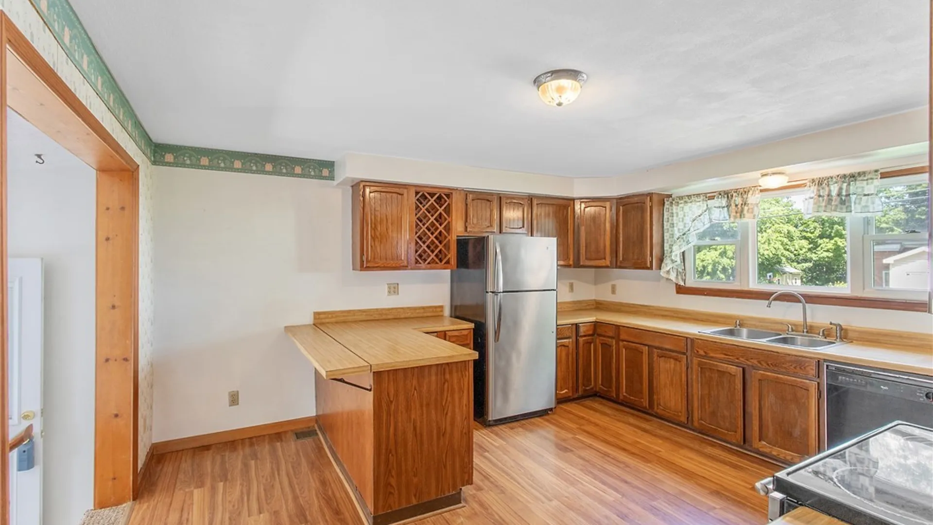 Property at 352 W 4th Street, Fulton, NY 13069 8