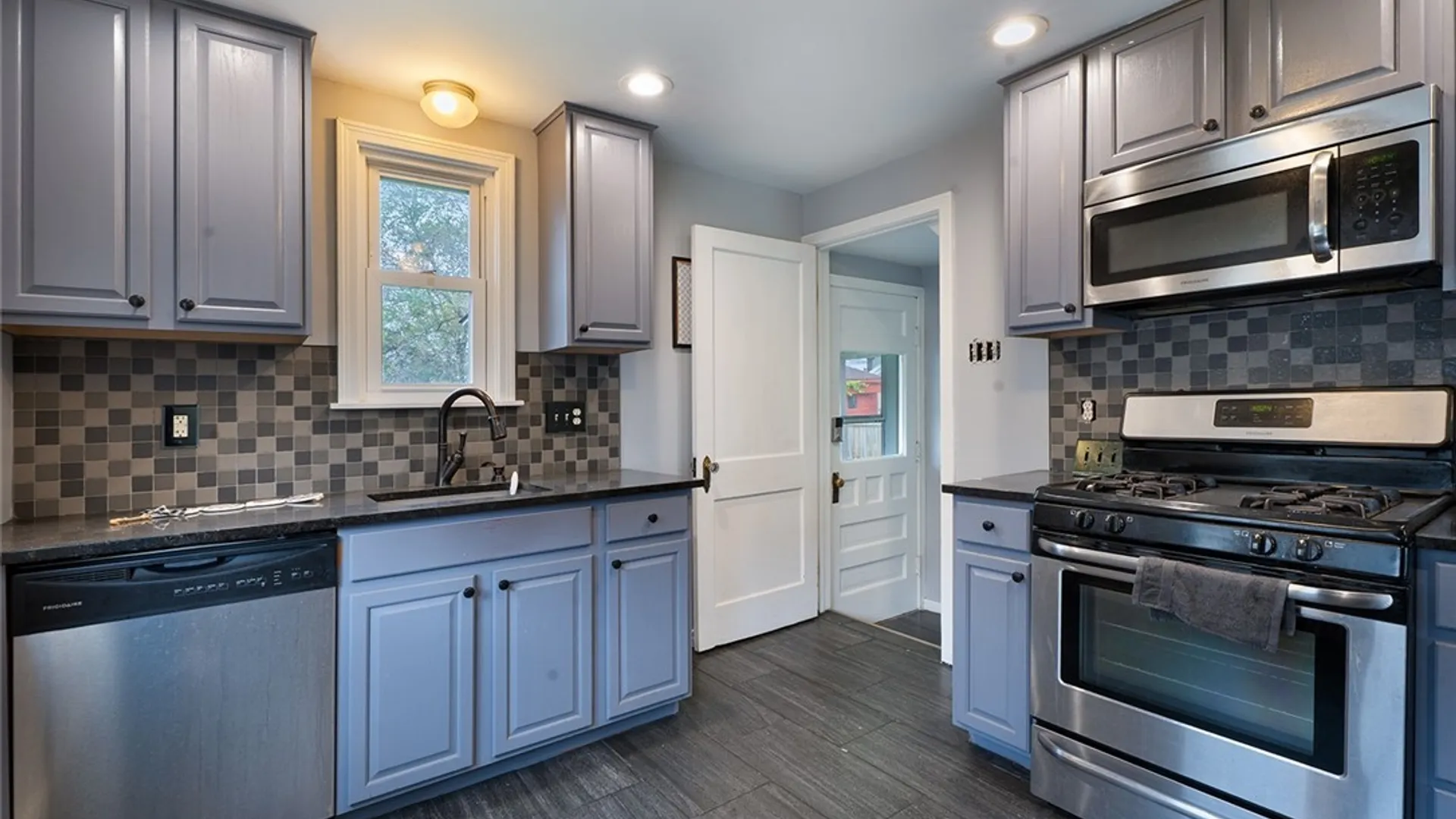 Property at 845 Cleveland Drive, Cheektowaga, NY 14225 15