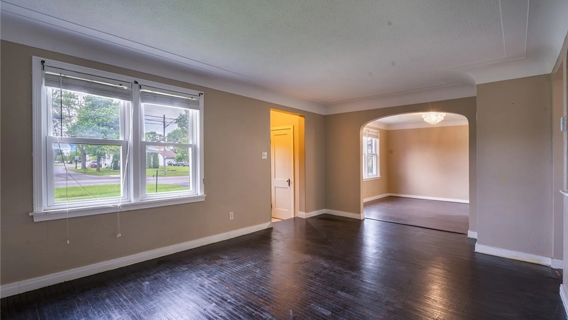 Property at 845 Cleveland Drive, Cheektowaga, NY 14225 7