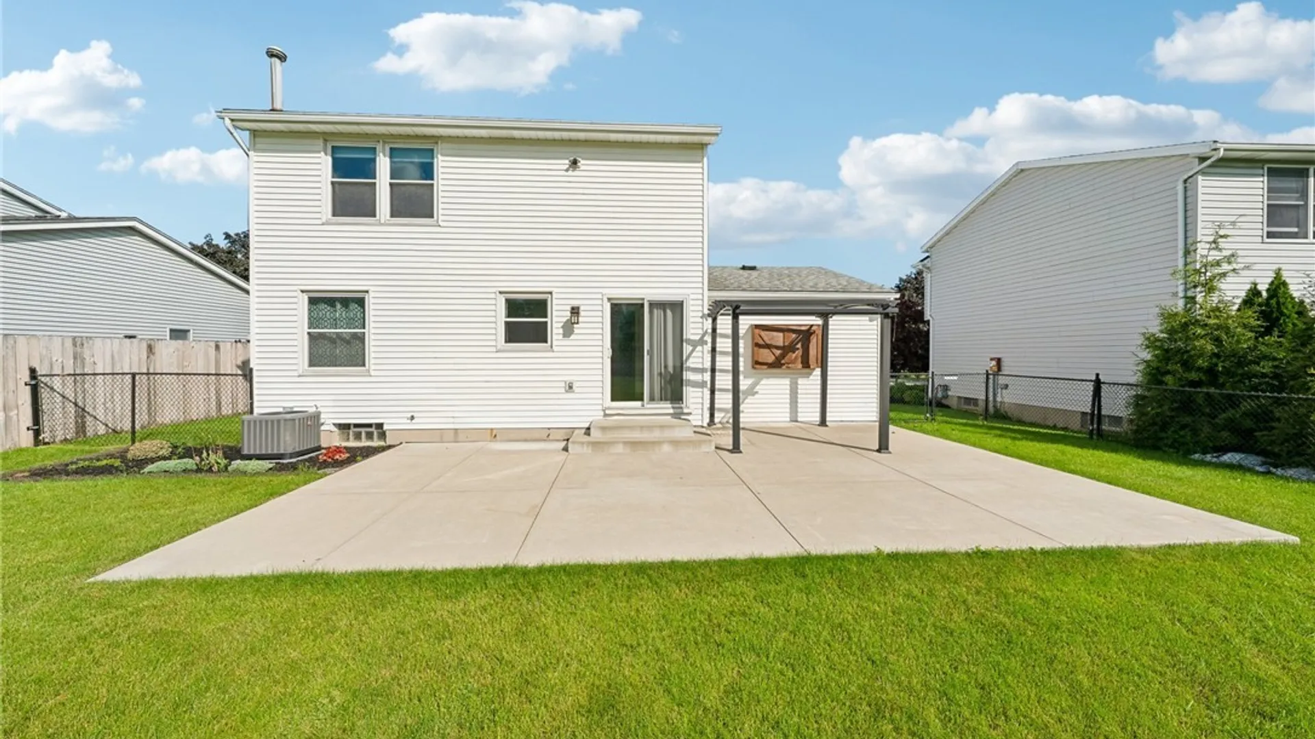 Property at 101 Hillpine Road, Cheektowaga, NY 14227 32
