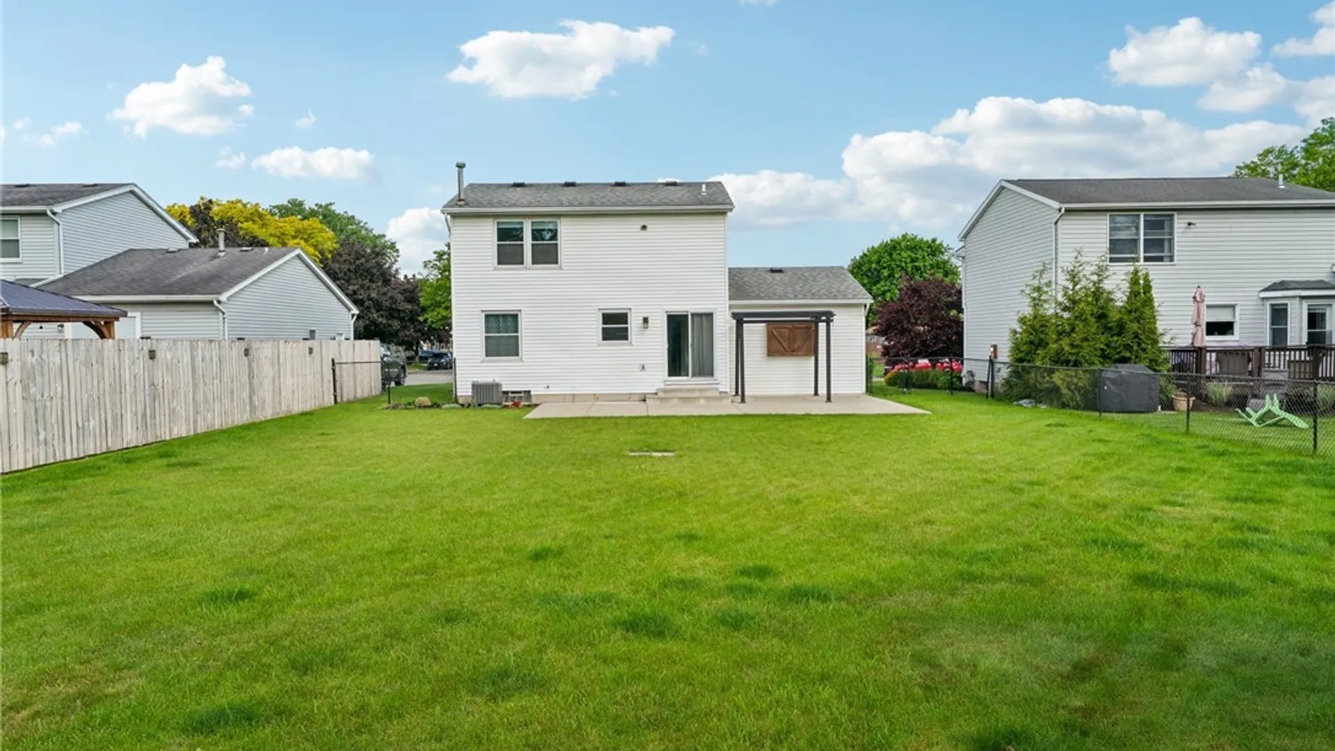 Property at 101 Hillpine Road, Cheektowaga, NY 14227 38