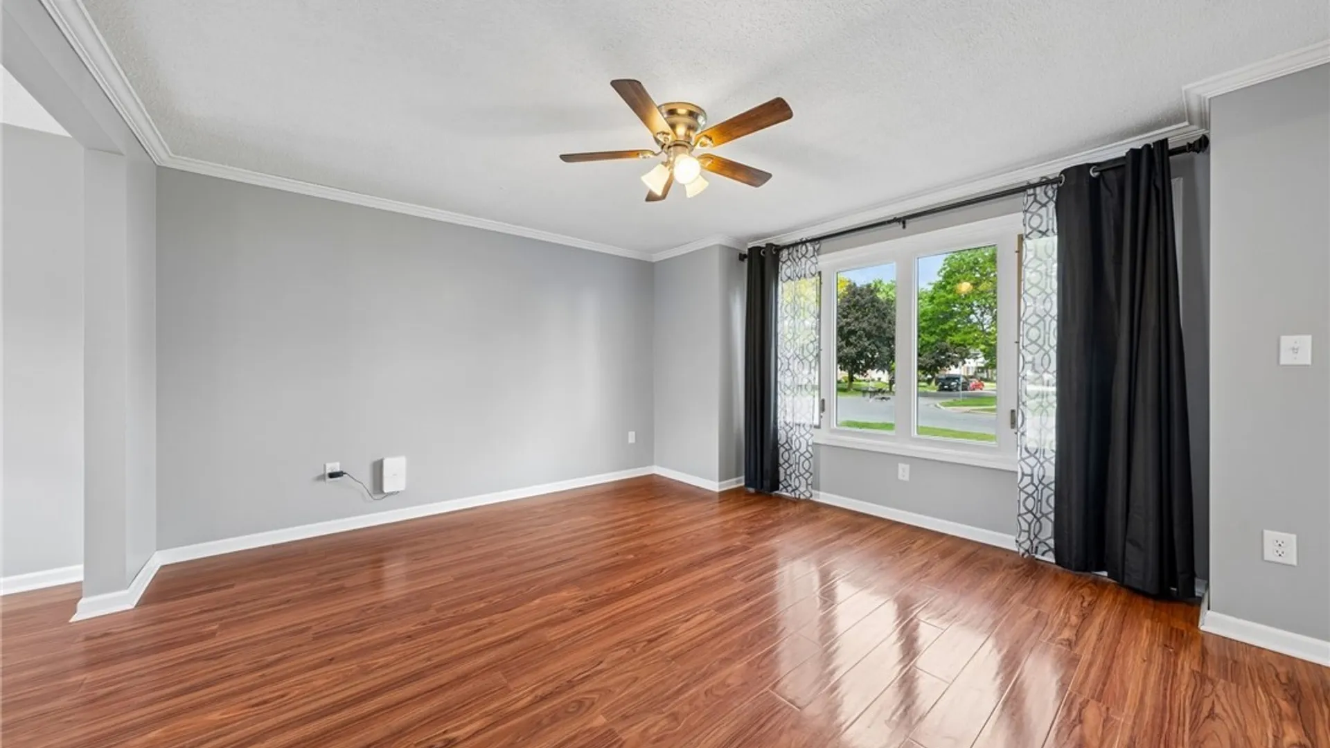 Property at 101 Hillpine Road, Cheektowaga, NY 14227 9