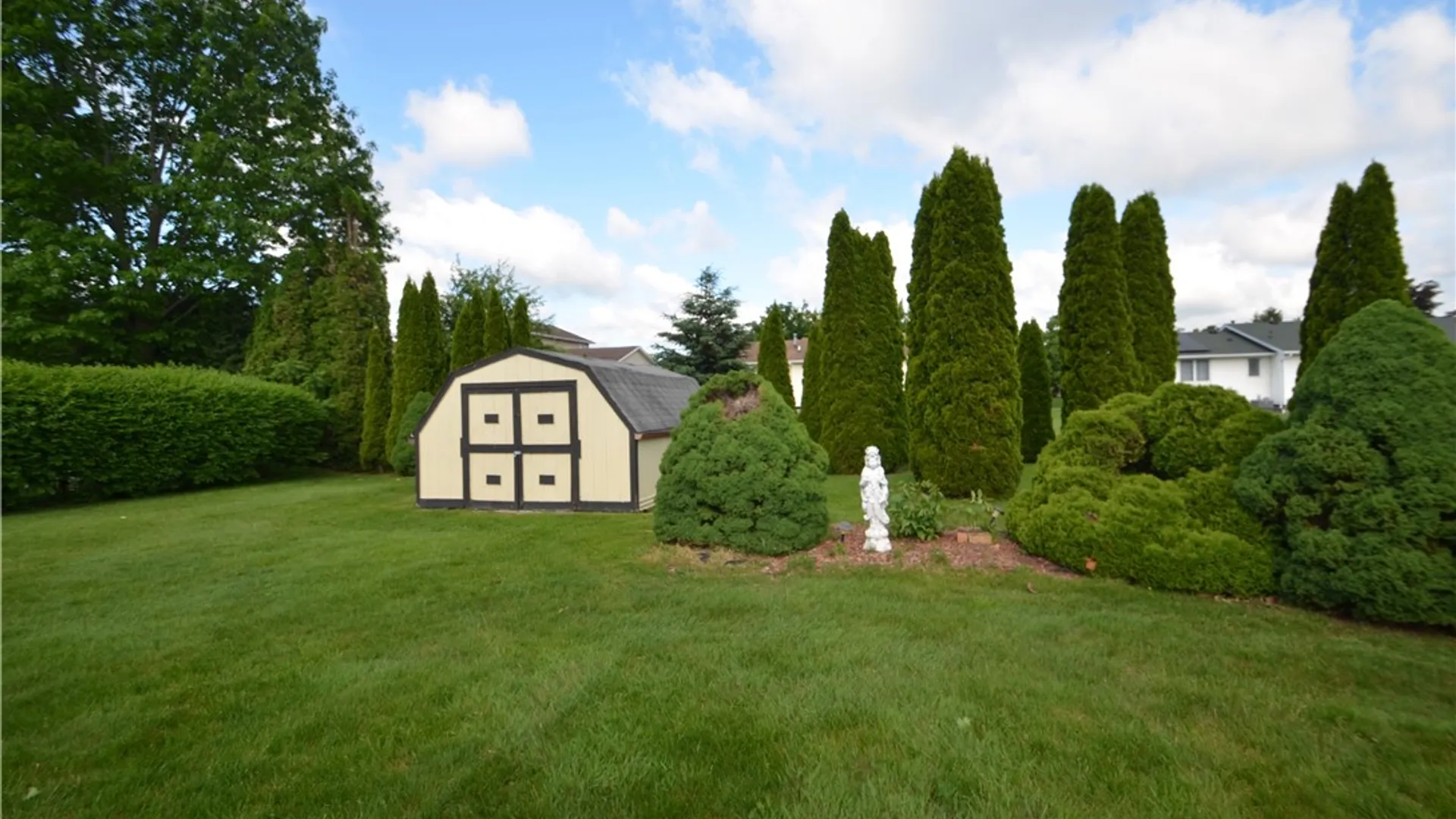 Property at 40 Bru Mar Drive, Gates, NY 14606 4