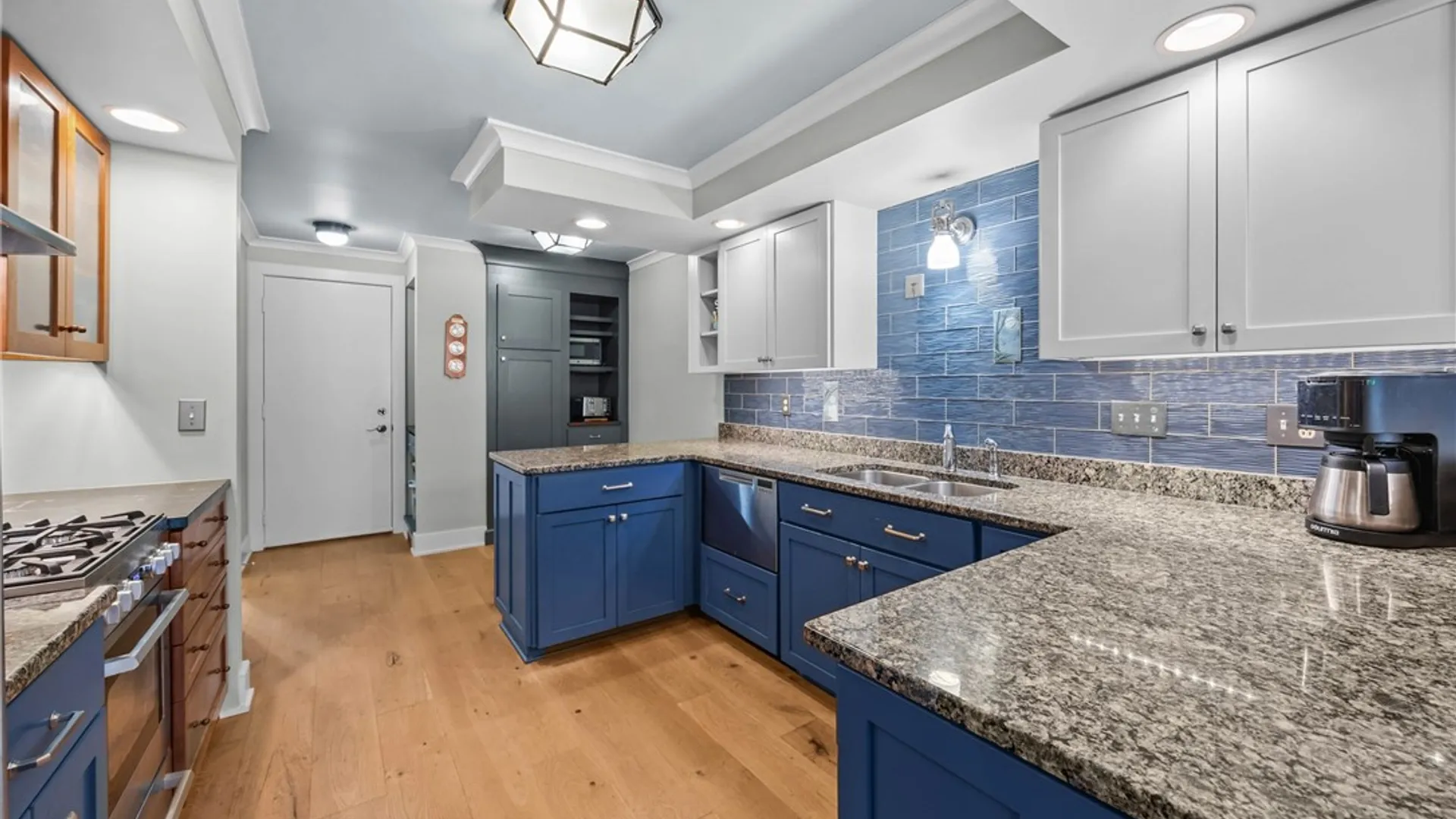 Property at 24 Winding Wood, Pittsford, NY 14534 21