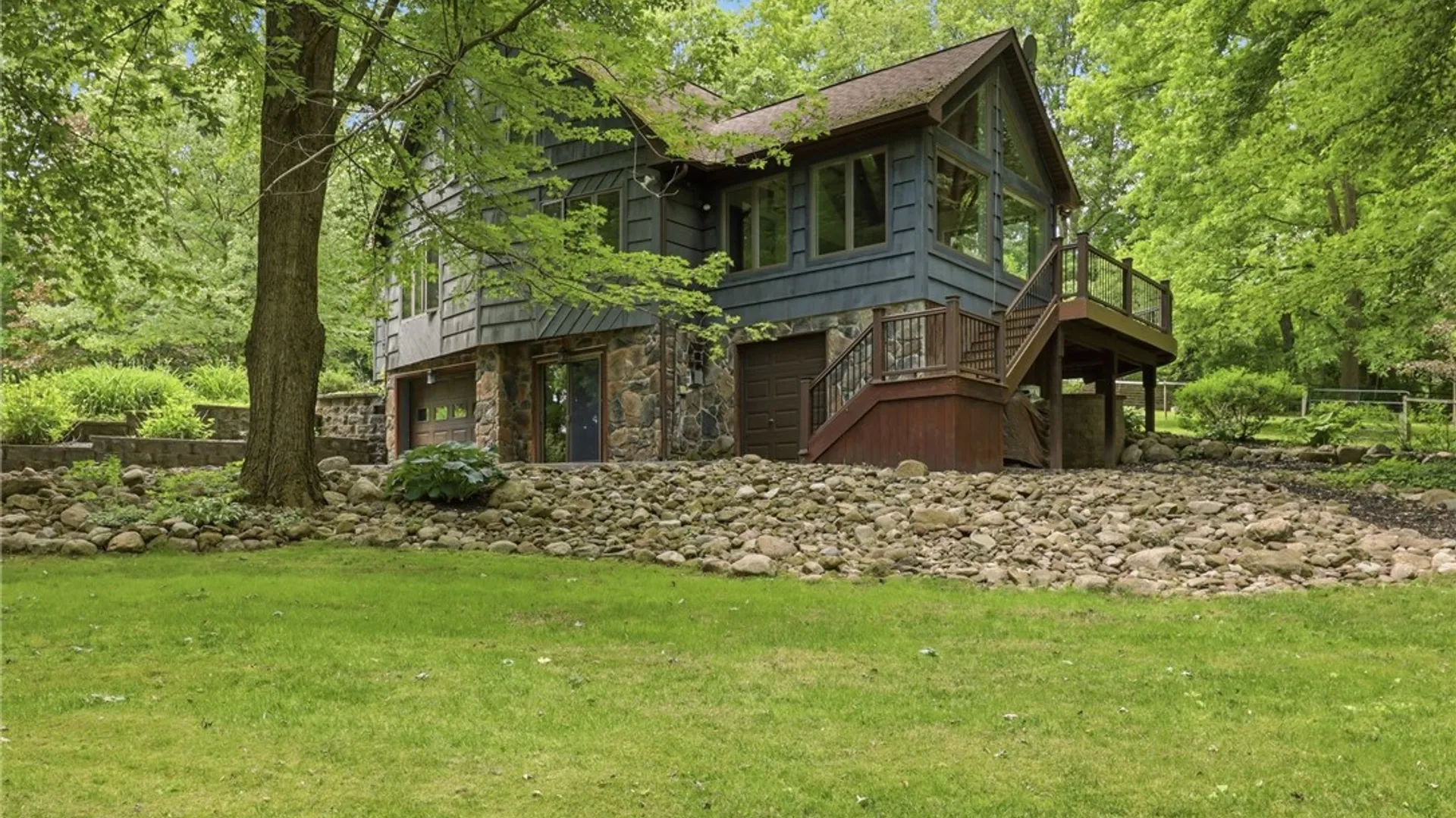 Property at 696 Curran Road, Manchester, NY 14548 3