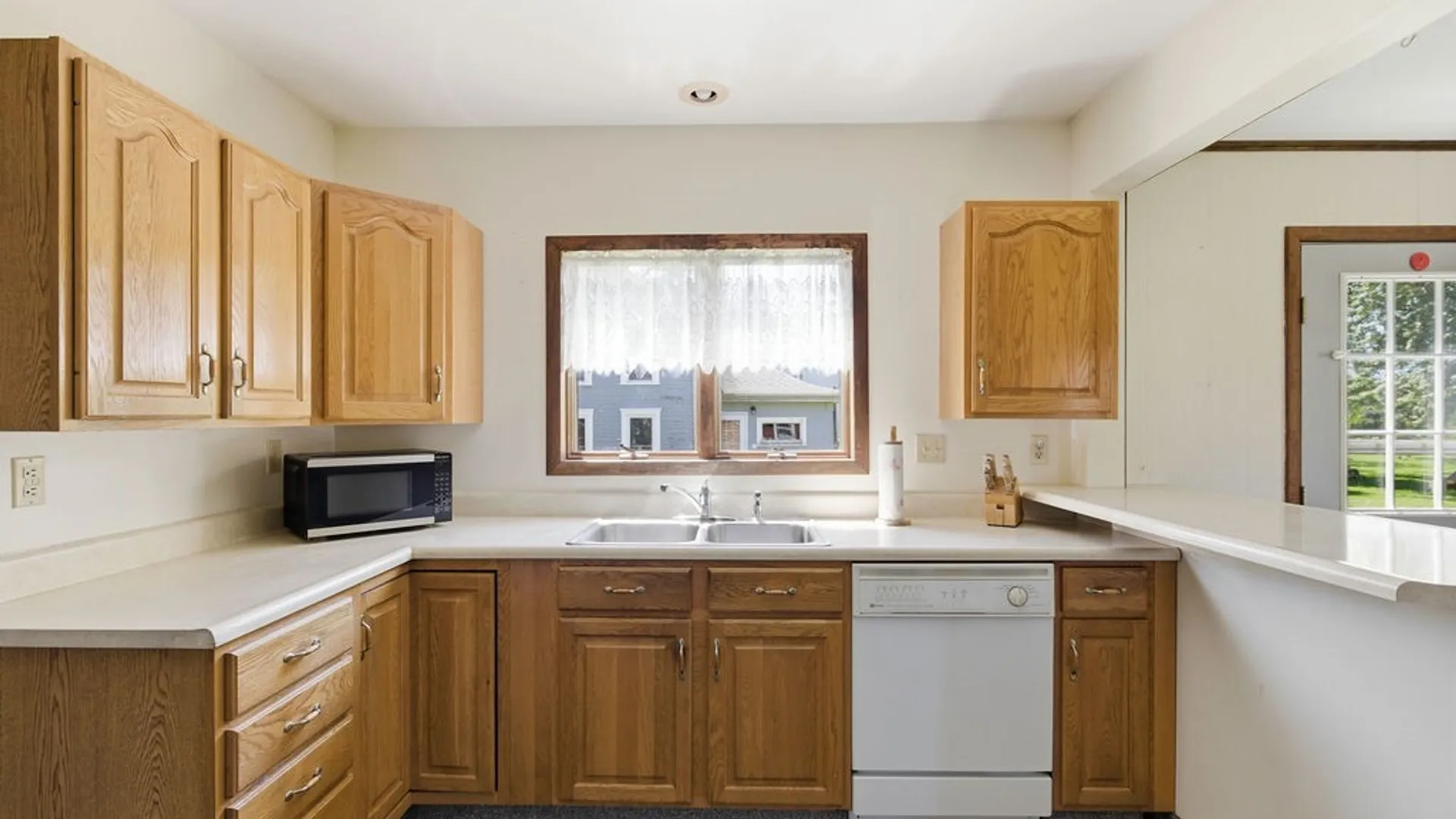 Property at 508-510 Leitch Street, Fulton, NY 13069 2