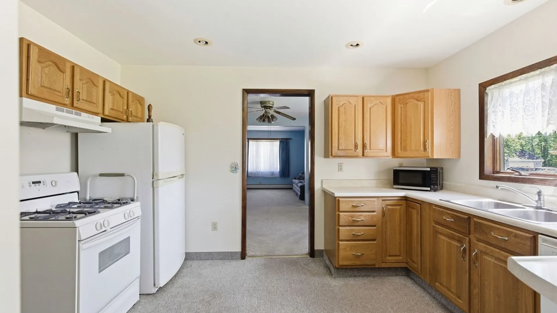 Property at 508-510 Leitch Street, Fulton, NY 13069 3