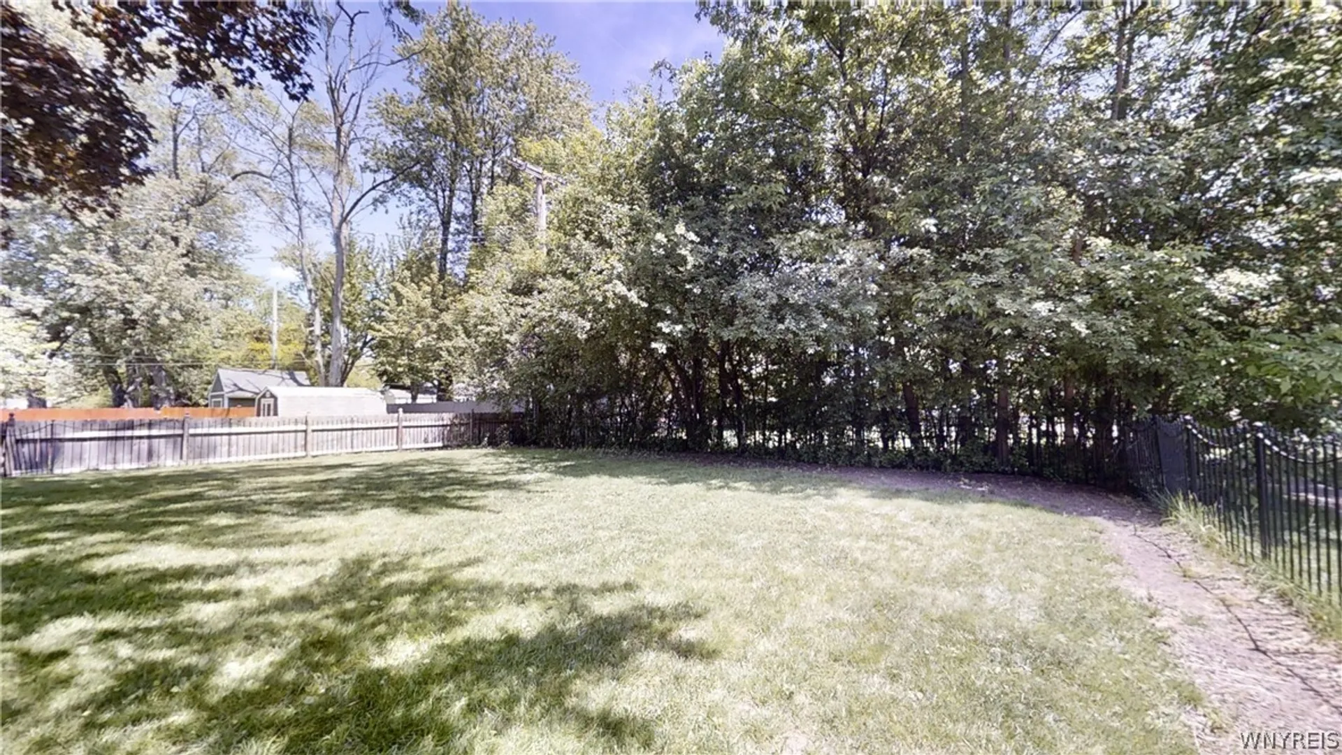 Property at 293 Burroughs Drive, Amherst, NY 14226 41