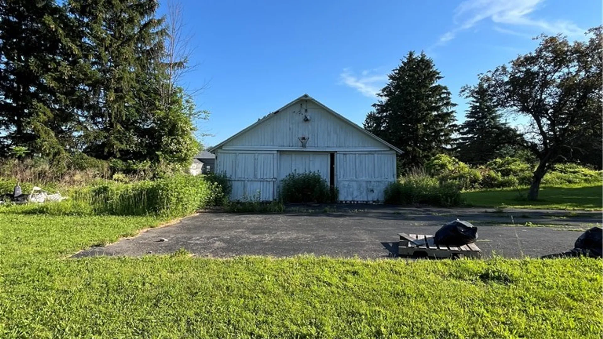 Property at 6705 E Townline Road, Williamson, NY 14589 8