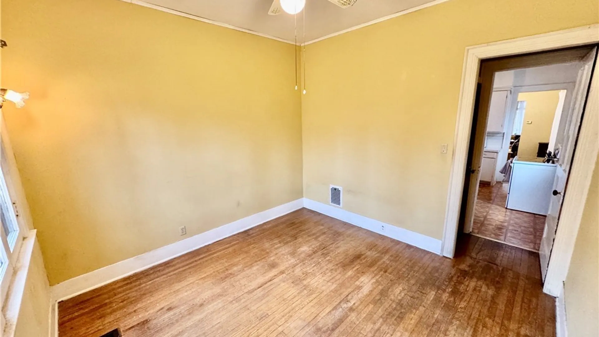 Property at 7 Berkley Place, Buffalo, NY 14209 17