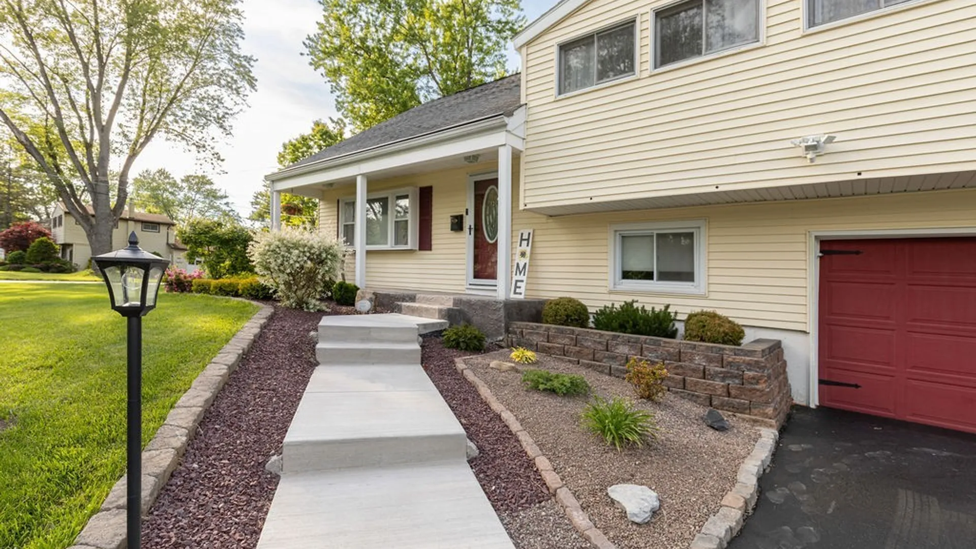 Property at 4 Alder Lane, Clay, NY 13090 10