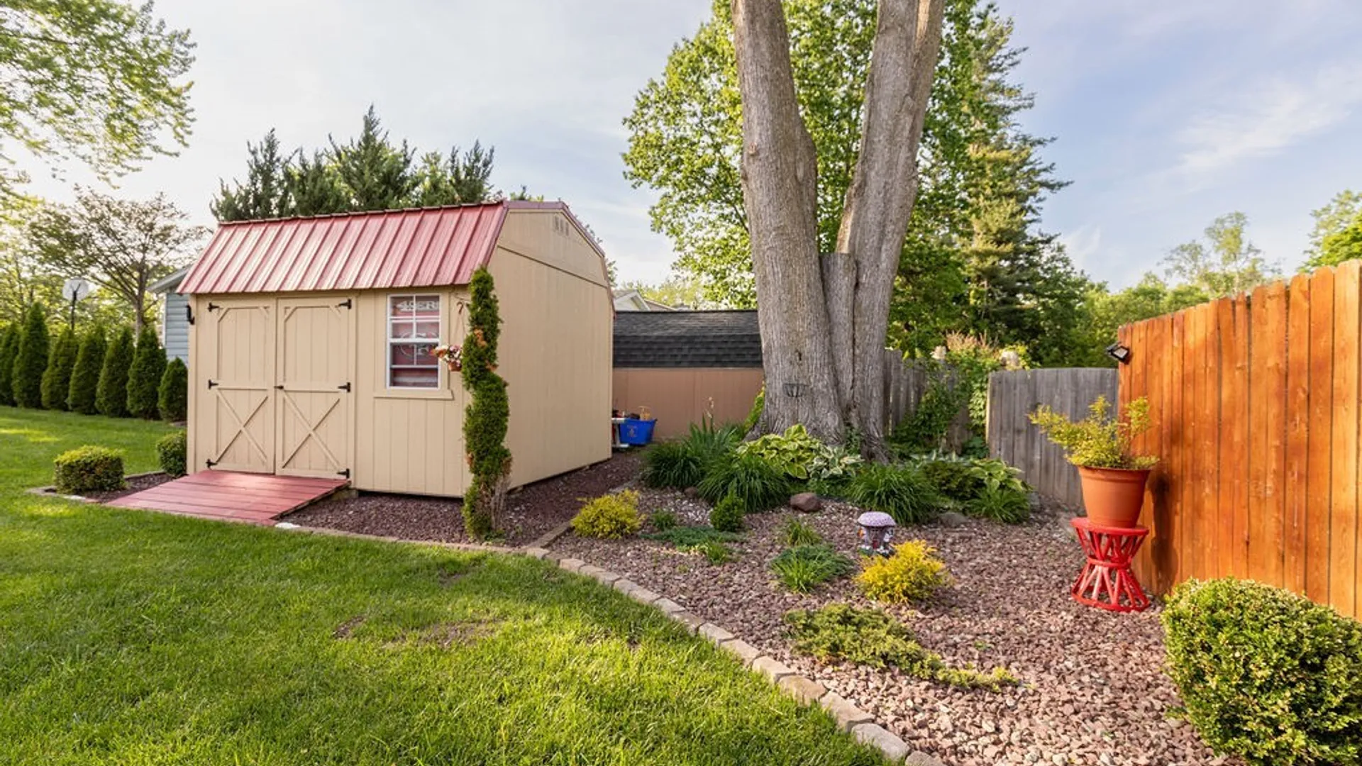Property at 4 Alder Lane, Clay, NY 13090 48