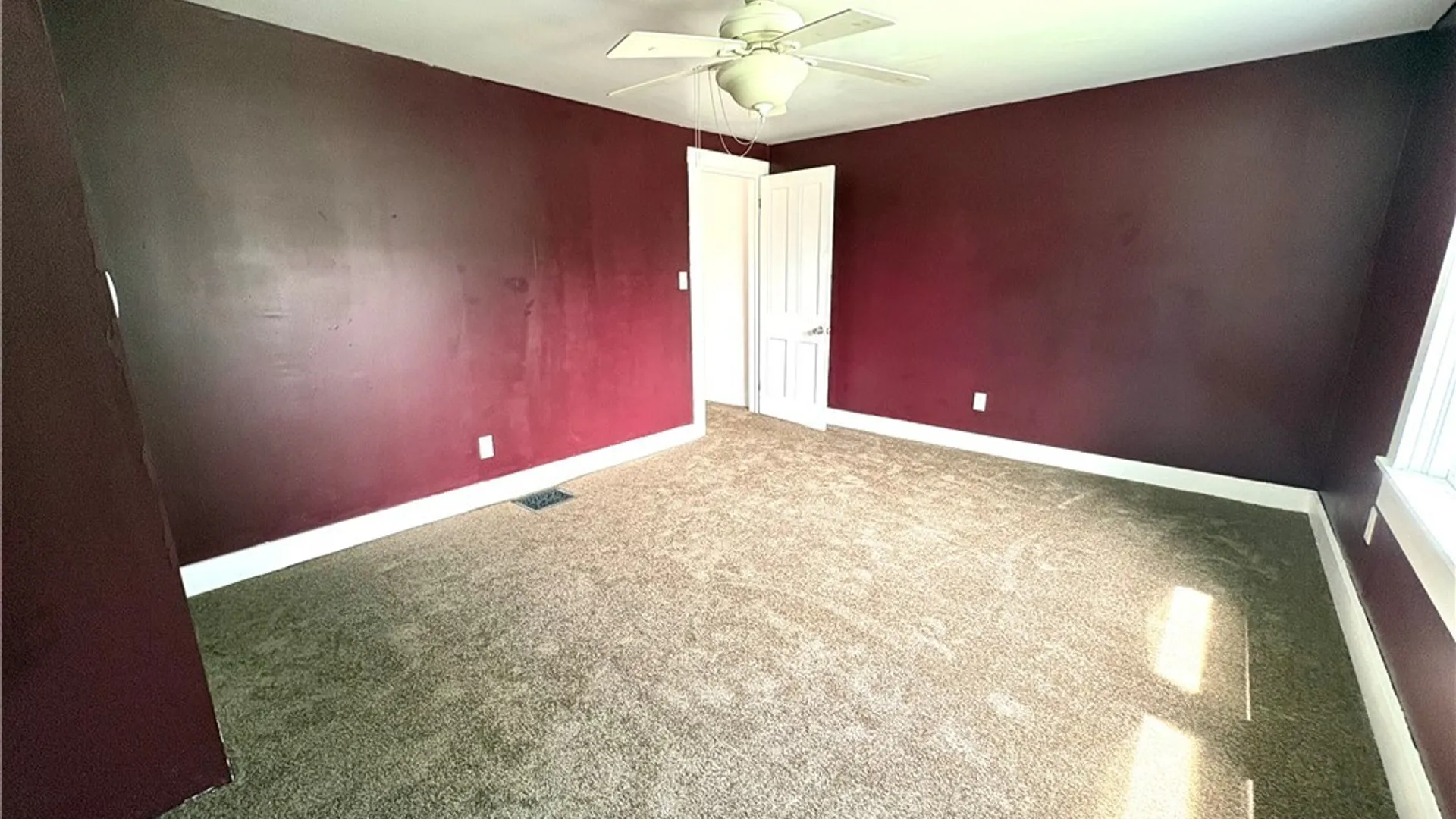 Property at 136 N Fulton Street, Auburn, NY 13021 21