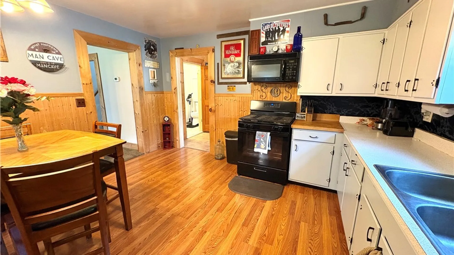 Property at 136 N Fulton Street, Auburn, NY 13021 9