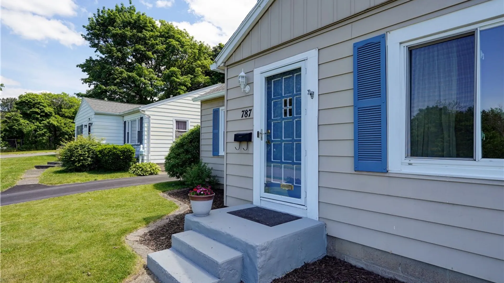 Property at 787 Westchester Avenue, Irondequoit, NY 14609 3