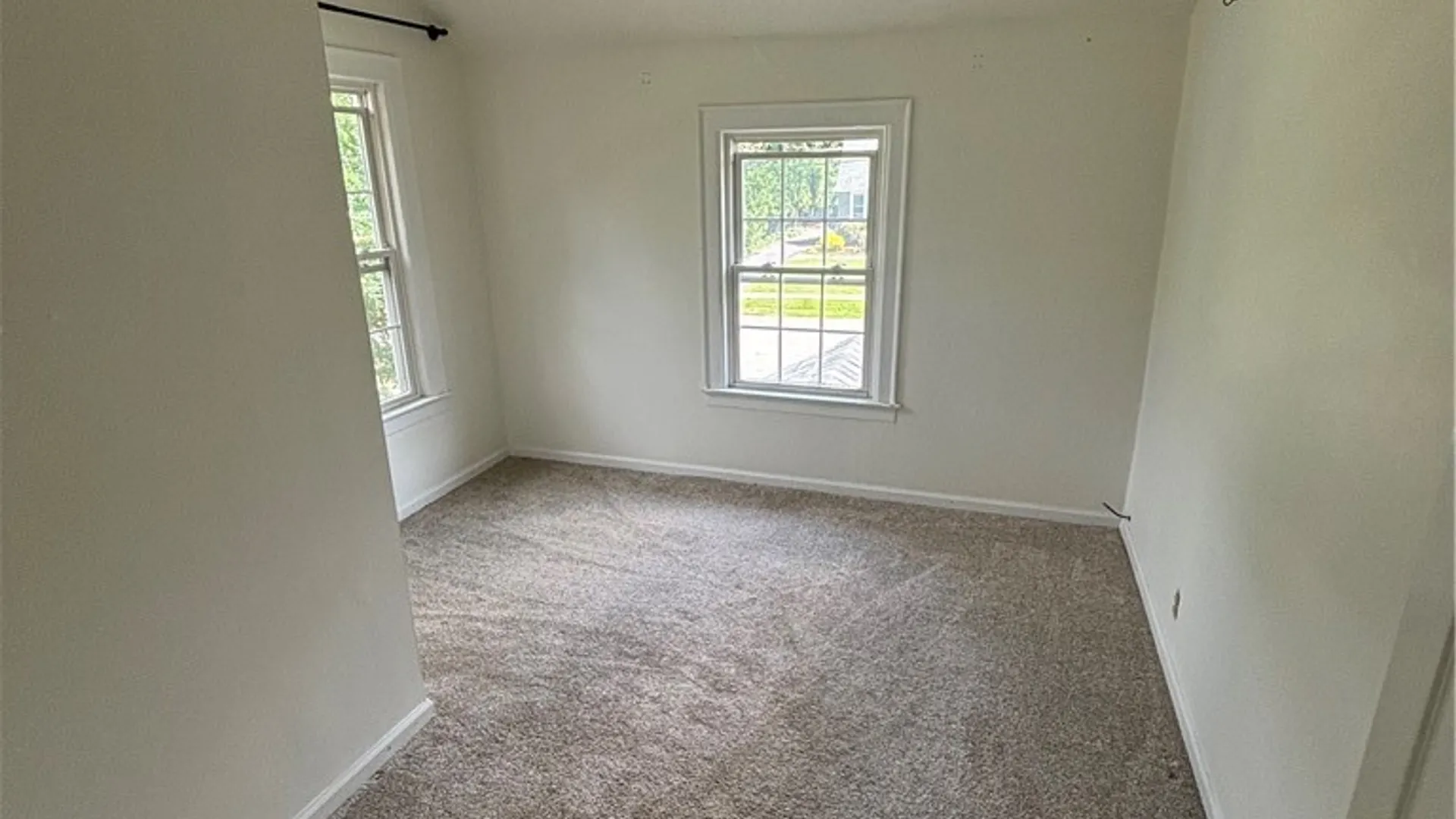 Property at 102 Wellington Road, DeWitt, NY 13214 19
