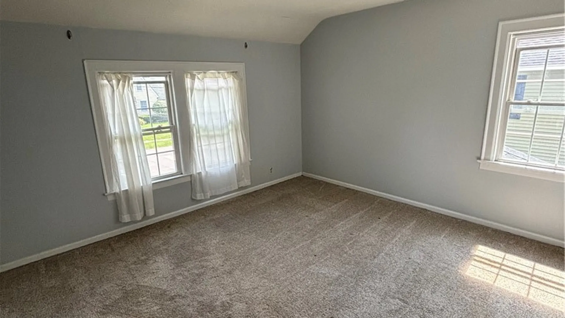 Property at 102 Wellington Road, DeWitt, NY 13214 25