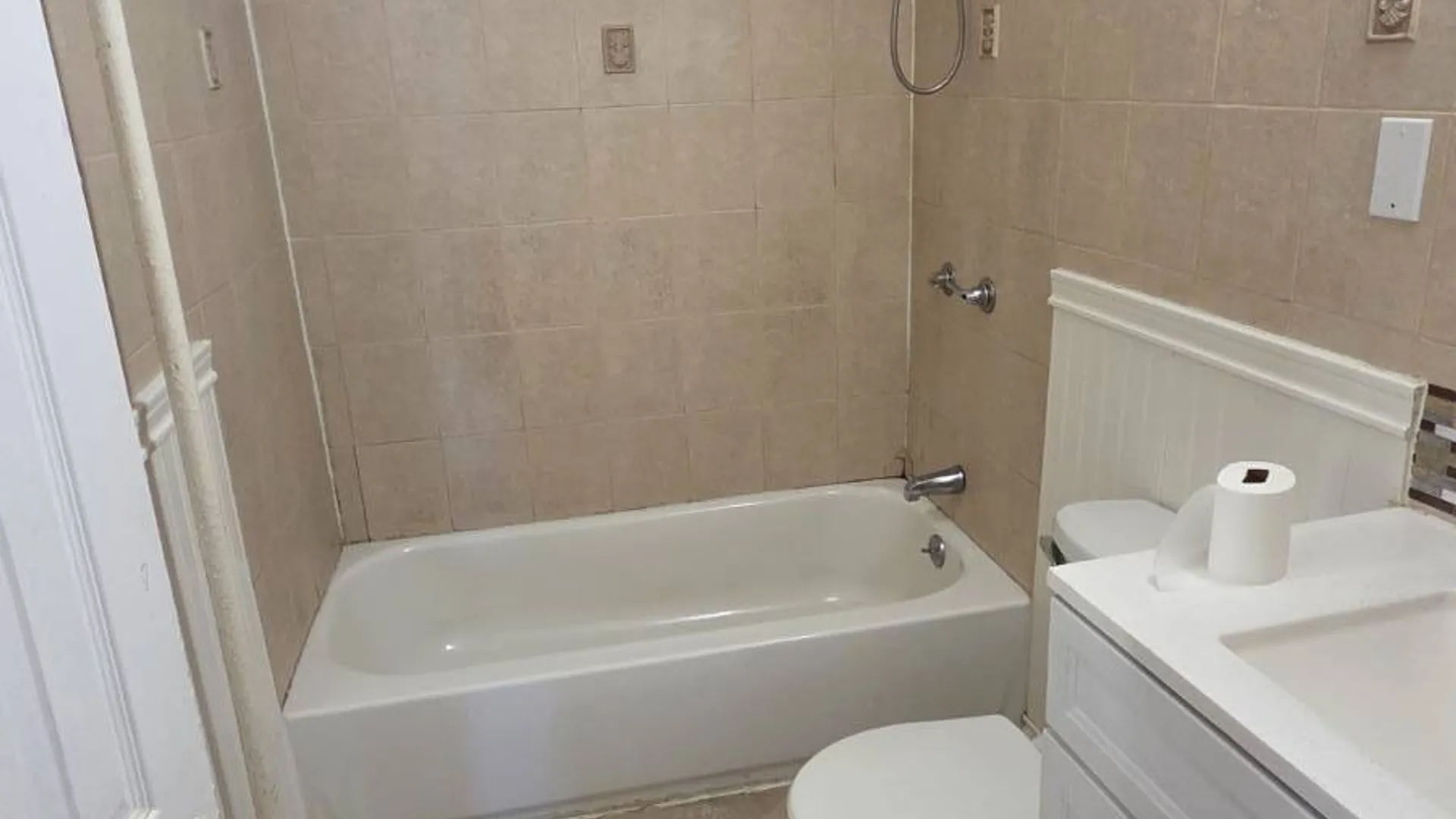 Property at 97-22 92 st, queens, NY 11416 3