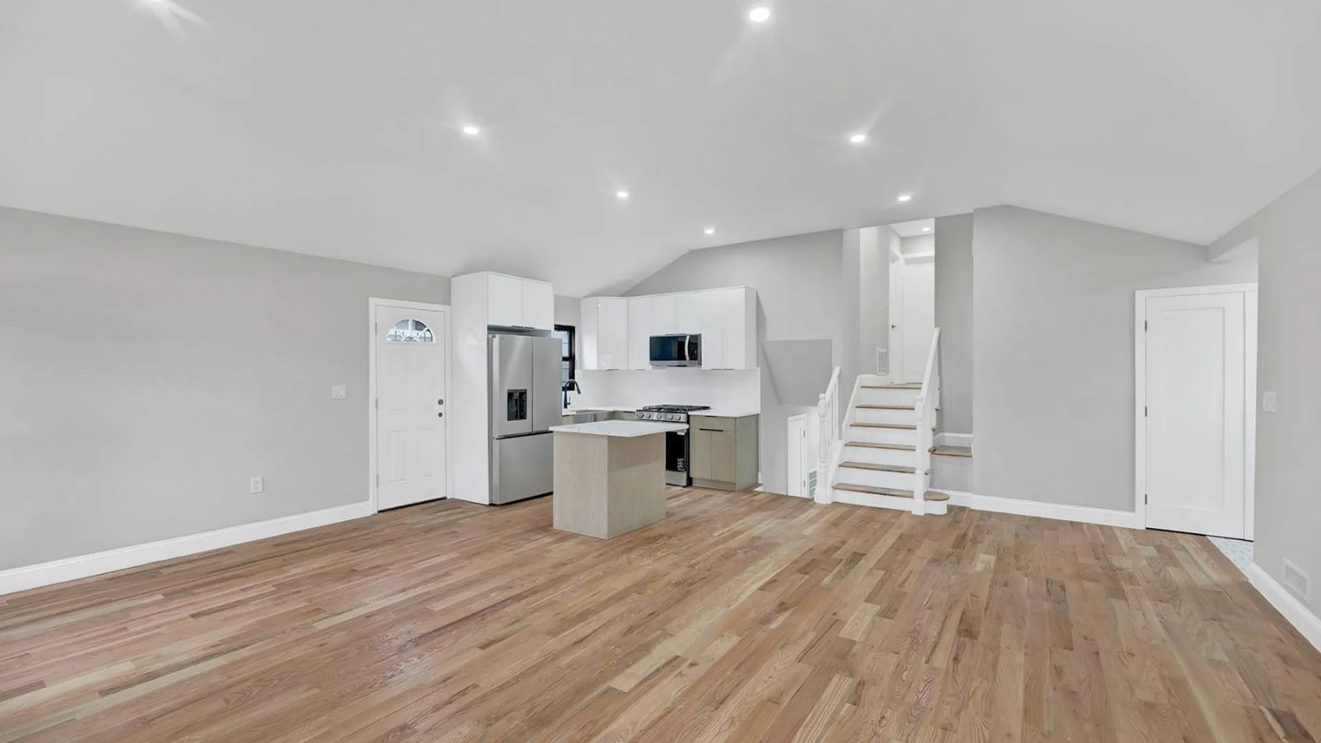 Property at 1559 remsen ave, brooklyn, NY 11236 15