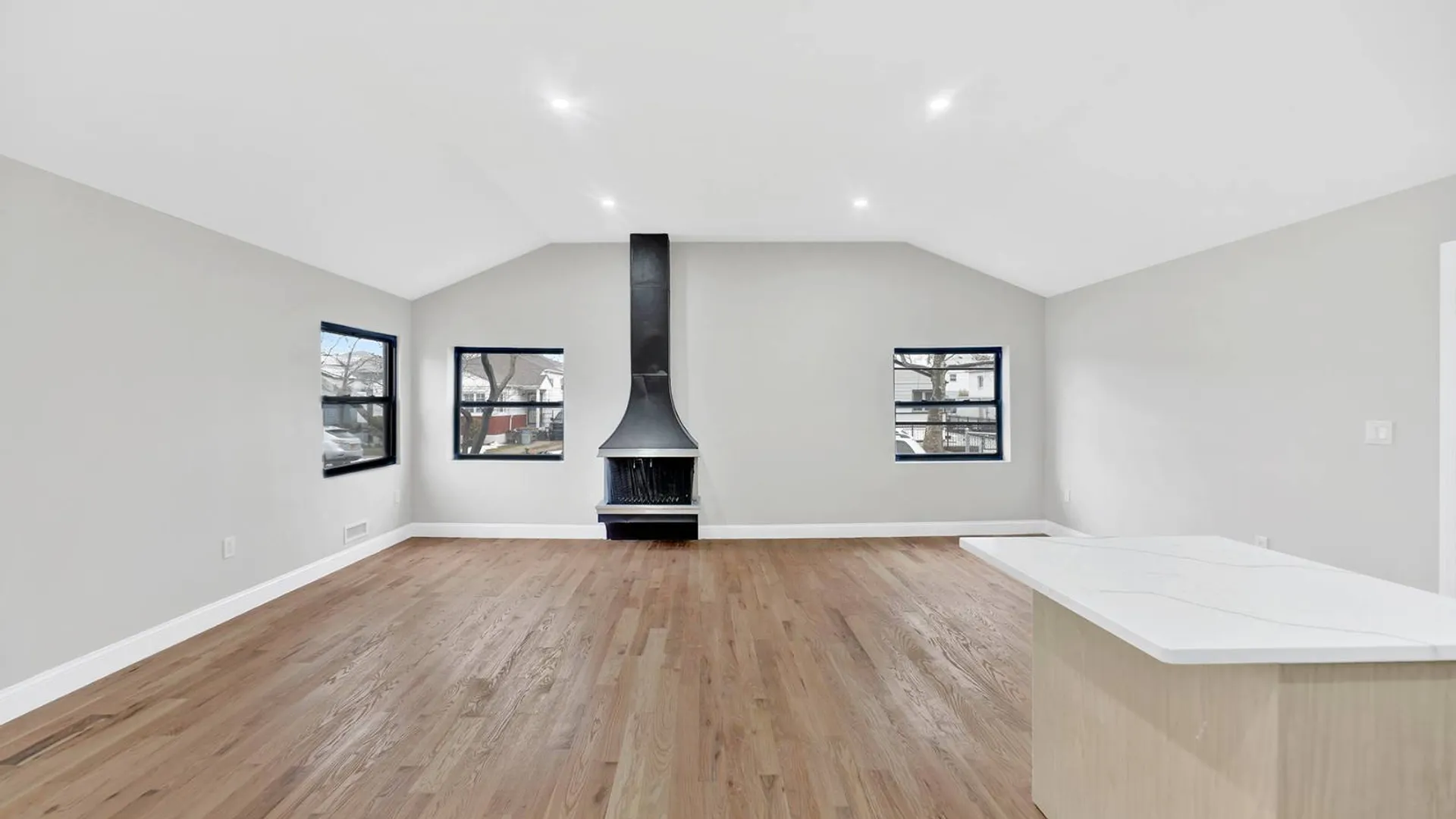 Property at 1559 remsen ave, brooklyn, NY 11236 18