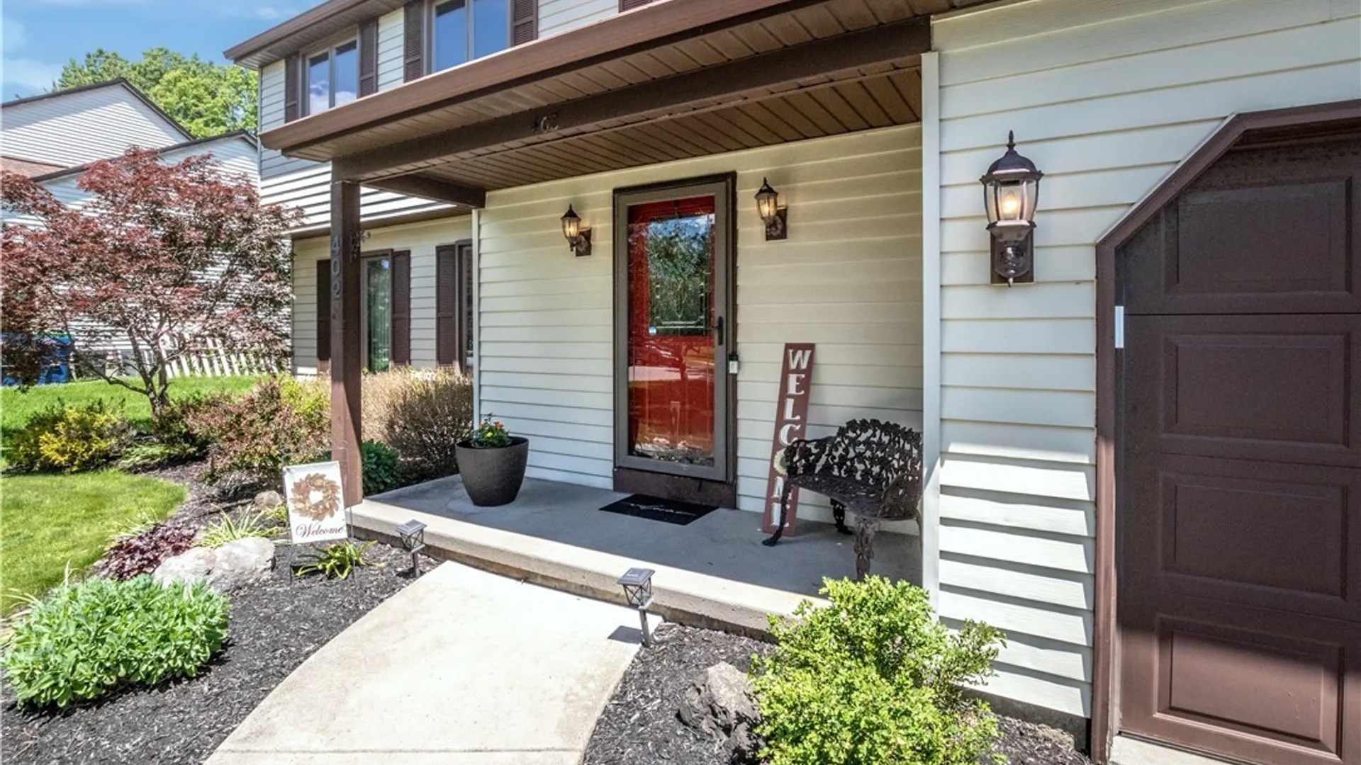 Property at 402 Glen Oak Dr, Amherst, NY 14051 5