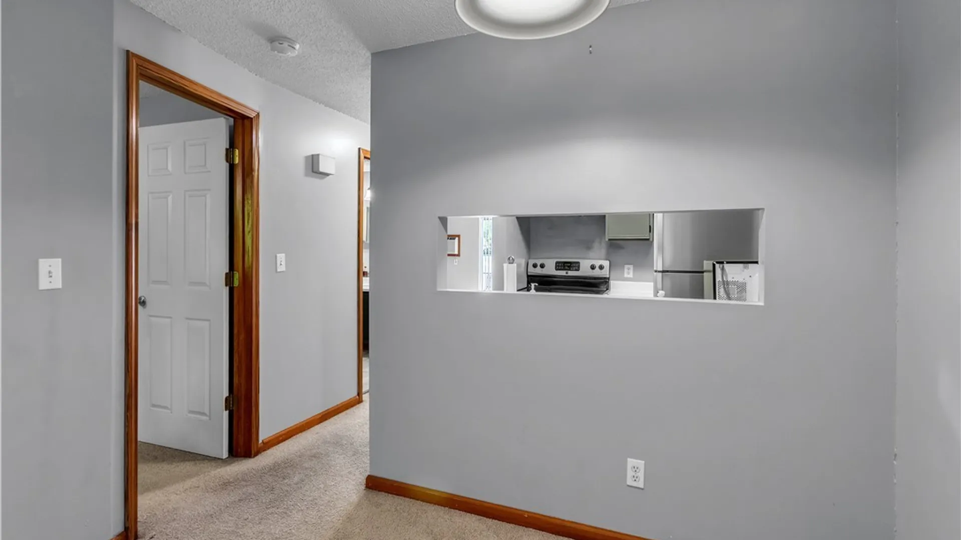 Property at 12 Sunmist Sq, Amherst, NY 14228 27