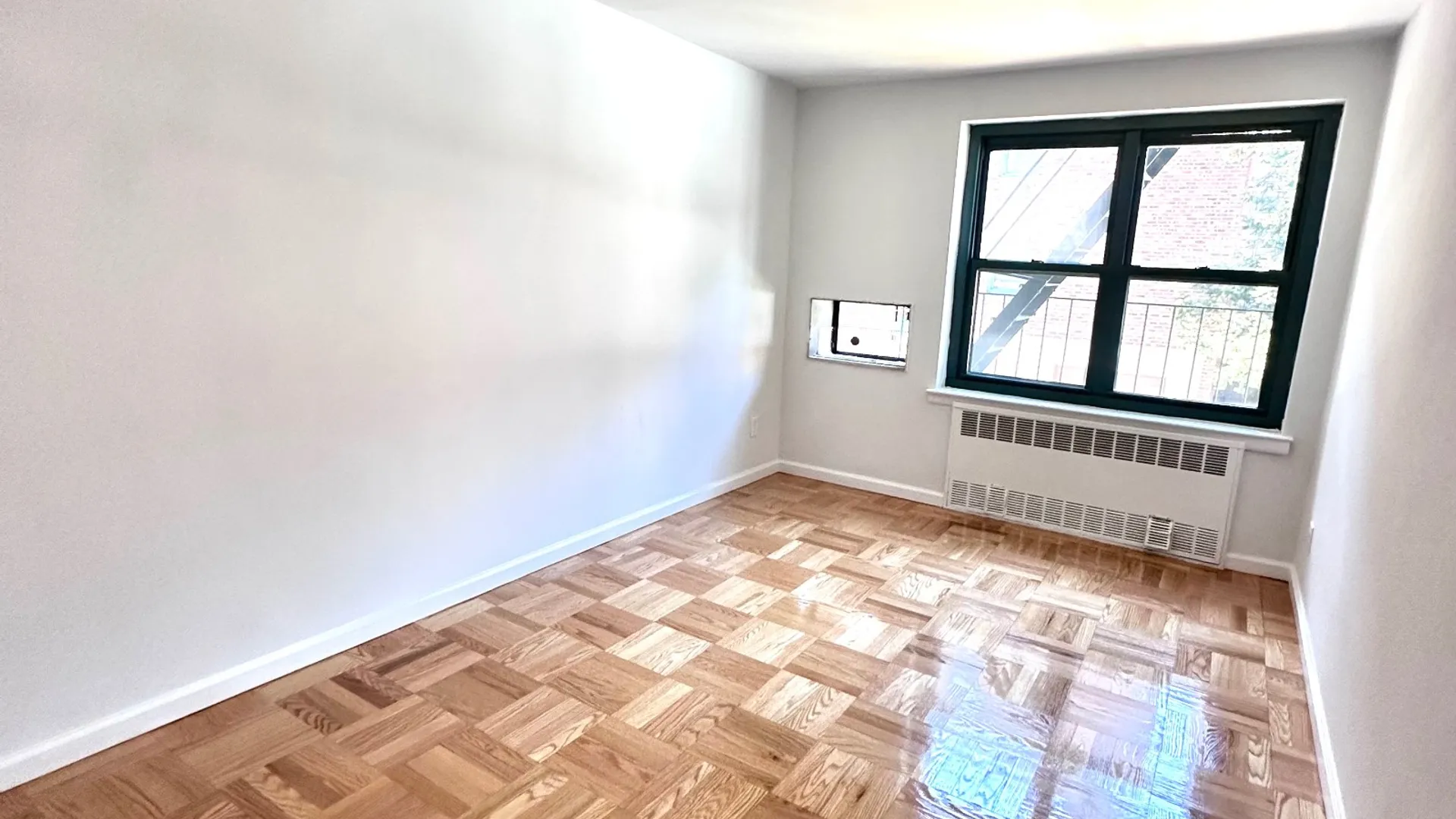 Property at 210 Atlantic Ave, Lynbrook, NY 11563 10