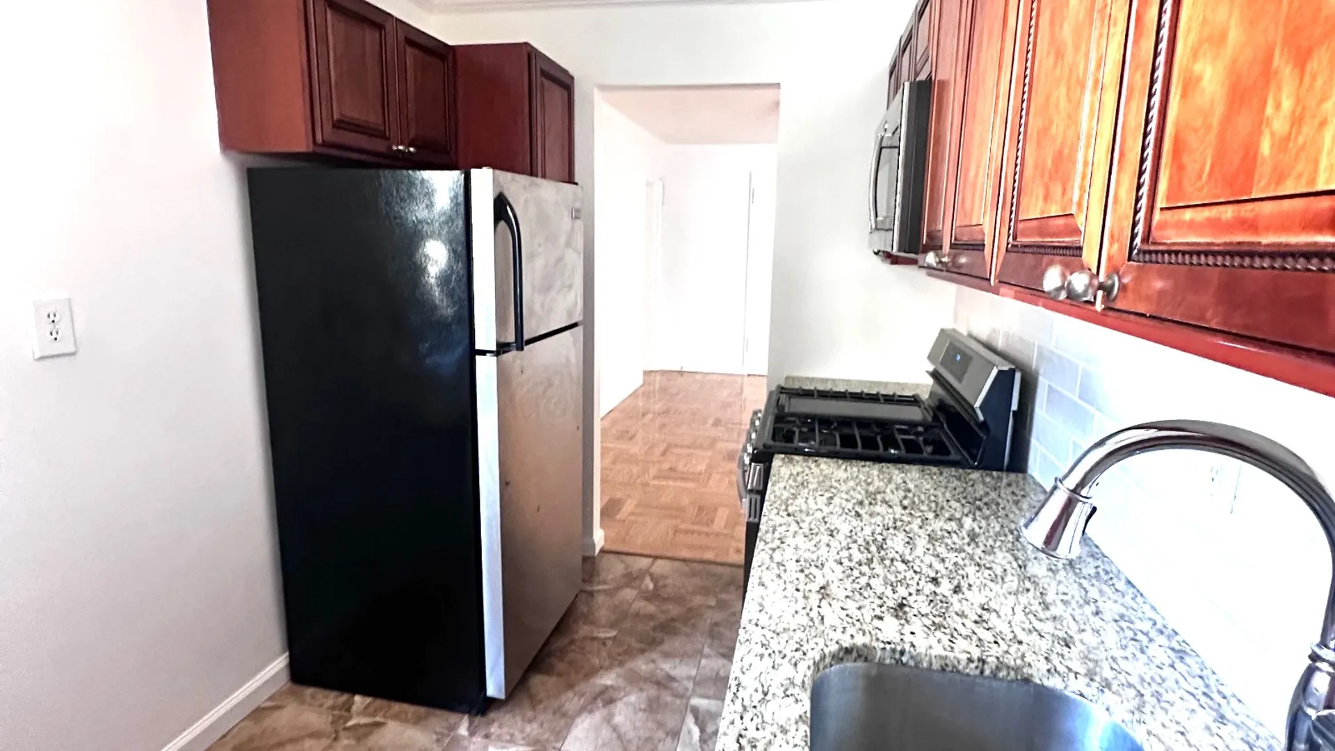Property at 210 Atlantic Ave, Lynbrook, NY 11563 7