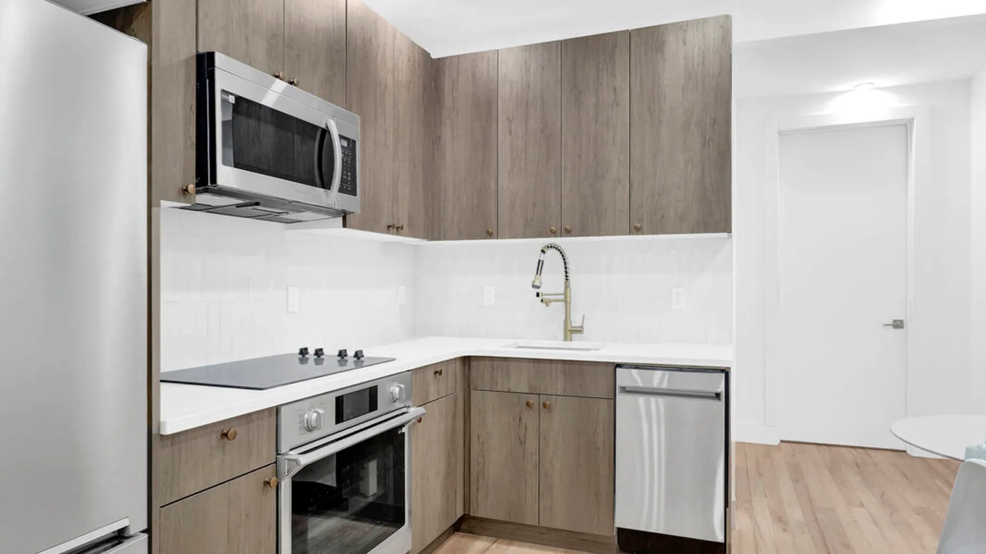 Property at 811 classon ave, brooklyn, NY 11238 16