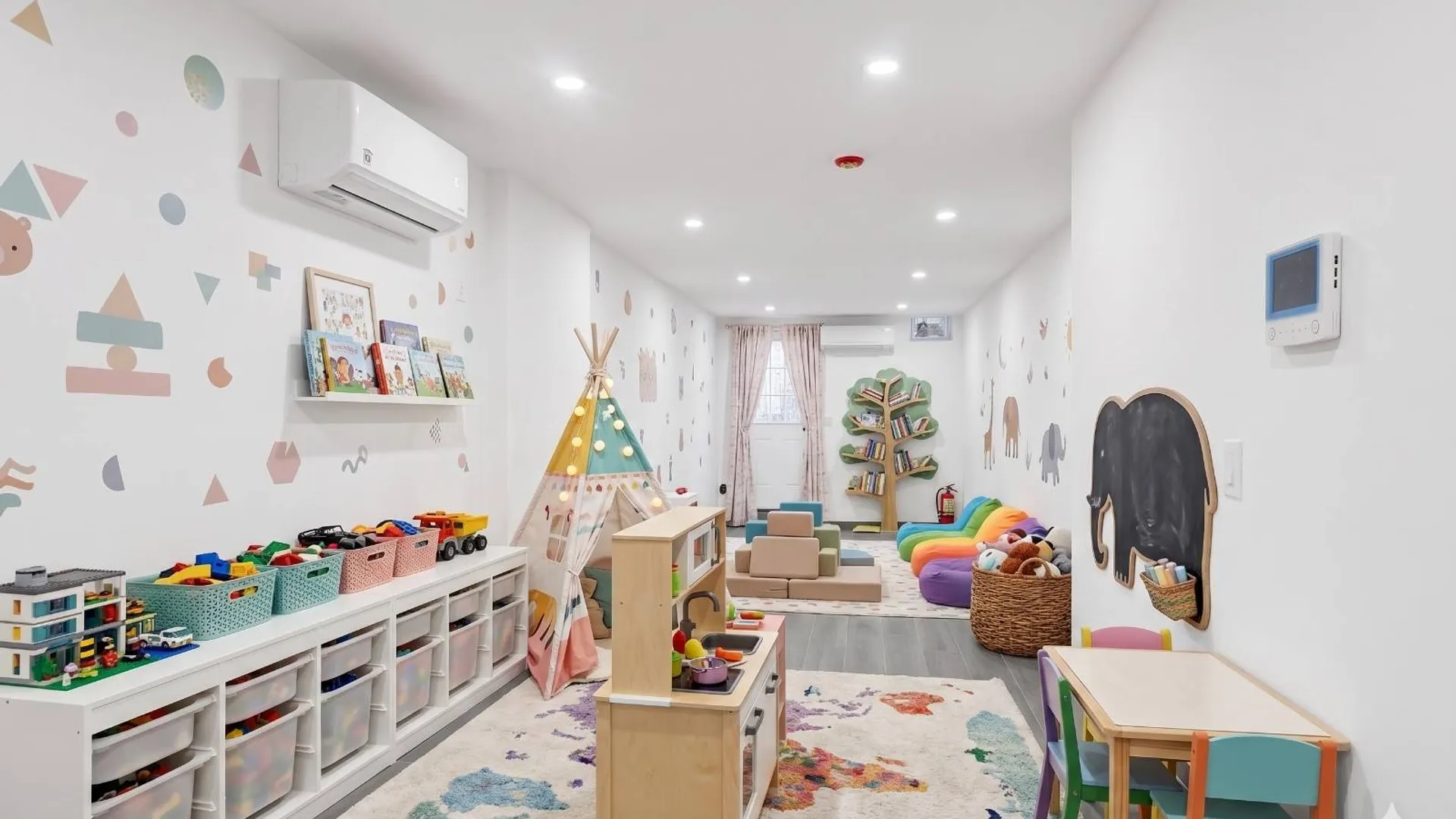 Property at 811 classon ave, brooklyn, NY 11238 26