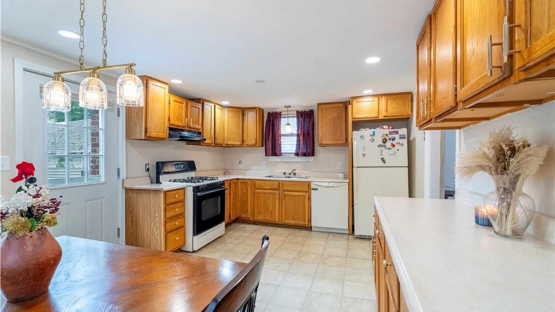 Property at 179 Villa Avenue, Buffalo, NY 14216 13