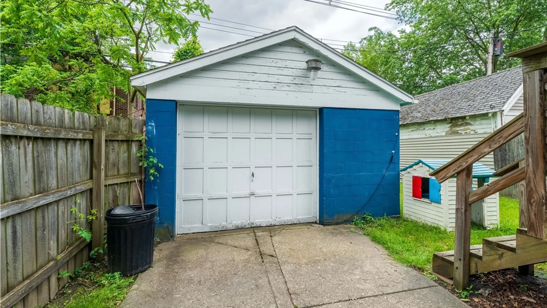 Property at 179 Villa Avenue, Buffalo, NY 14216 22