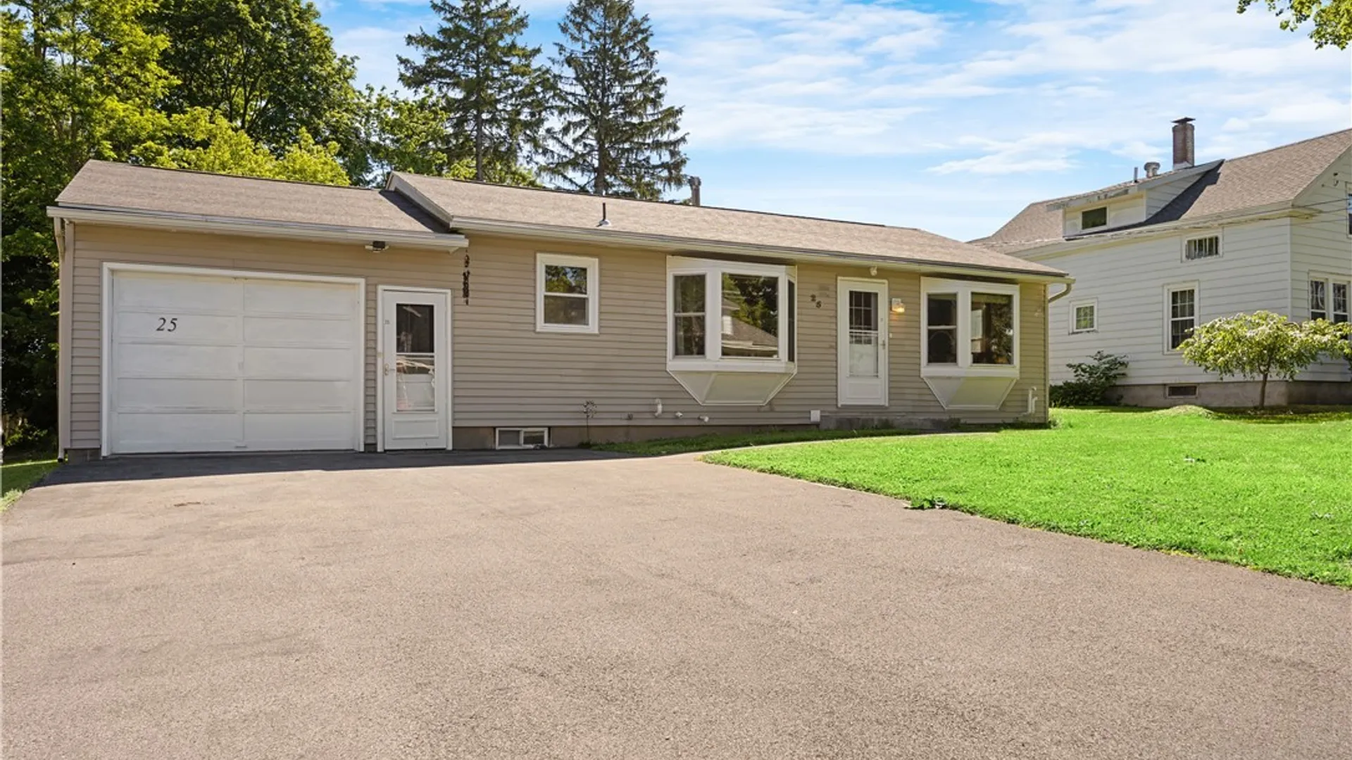 Property at 25 Van Epps Street, Vernon, NY 13476 2