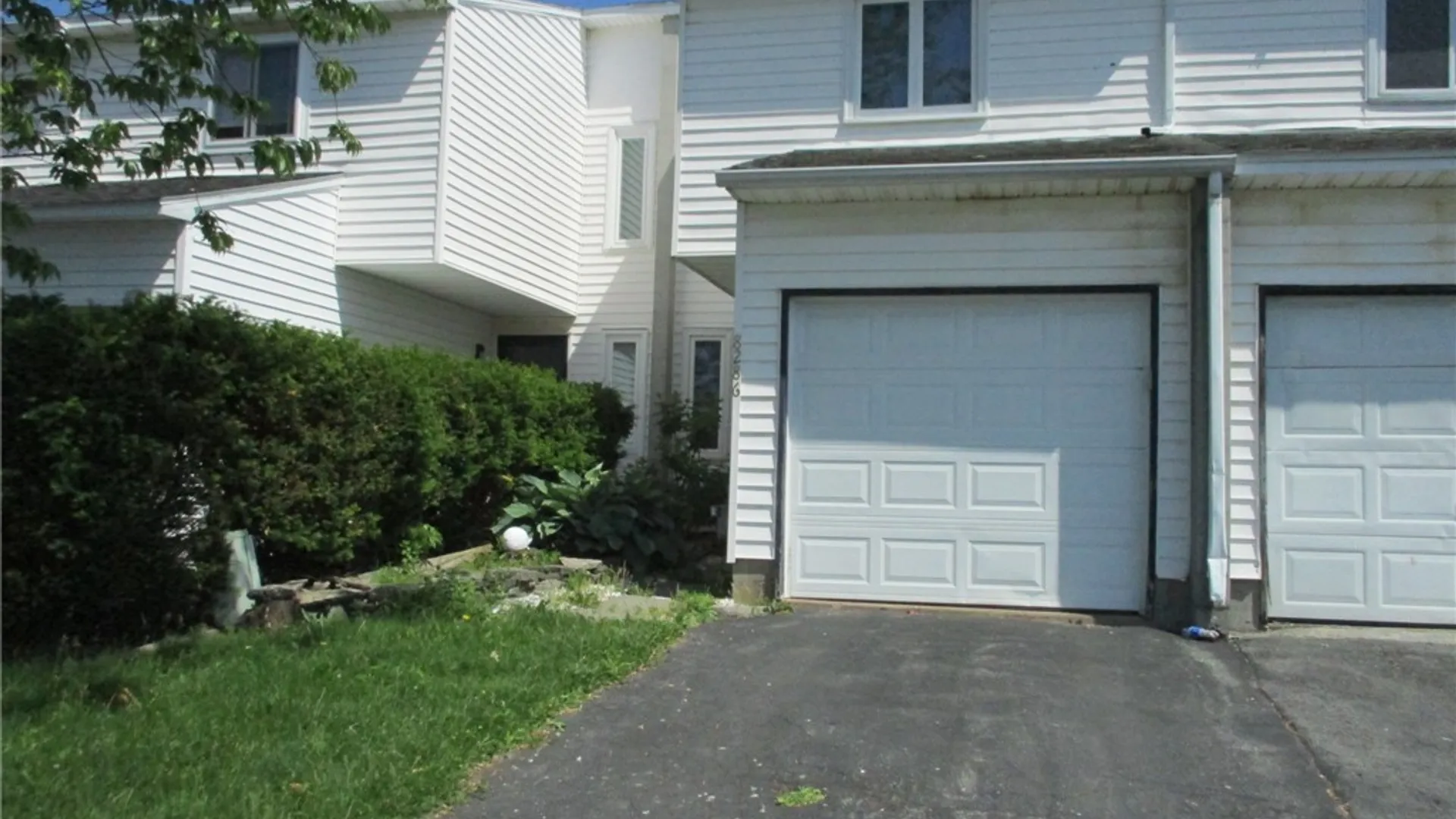 Property at 8286 Trevi Lane, Clay, NY 13041 11
