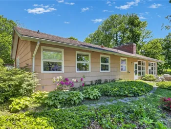 Property at 924 River Road, Porter, NY 14174
