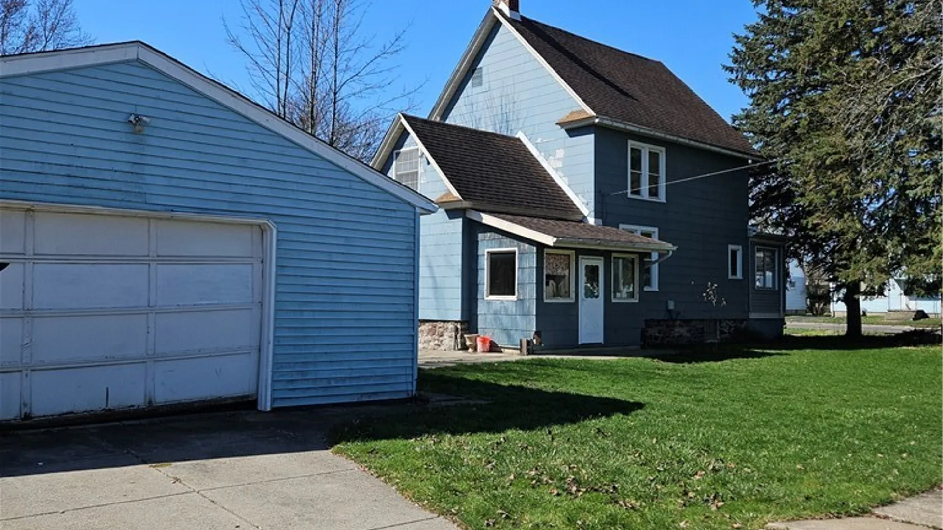 Property at 667 Nash Road, North Tonawanda, NY 14120 2