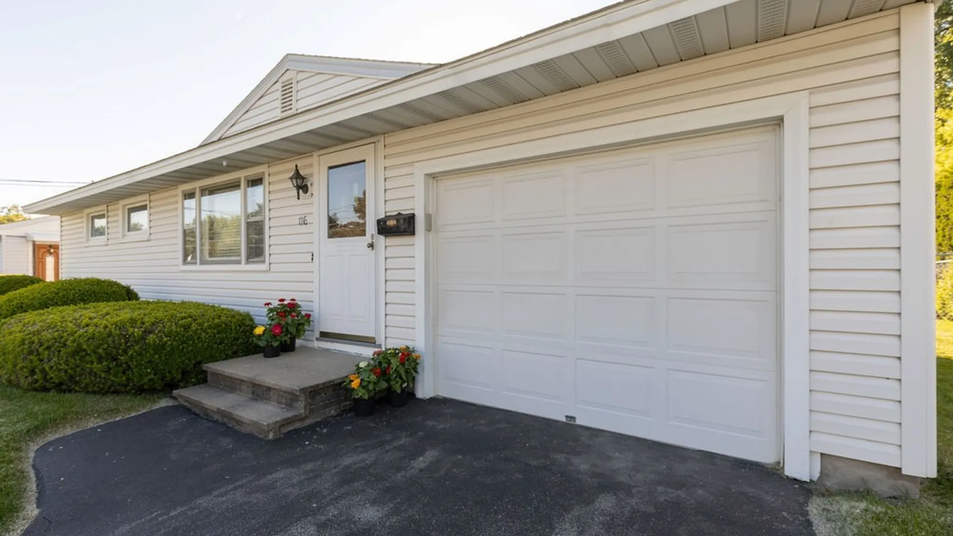 Property at 116 Saslon Park Drive, Salina, NY 13088 22