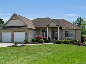 Property at 6324 Heritage Point, Lockport Town, NY 14094