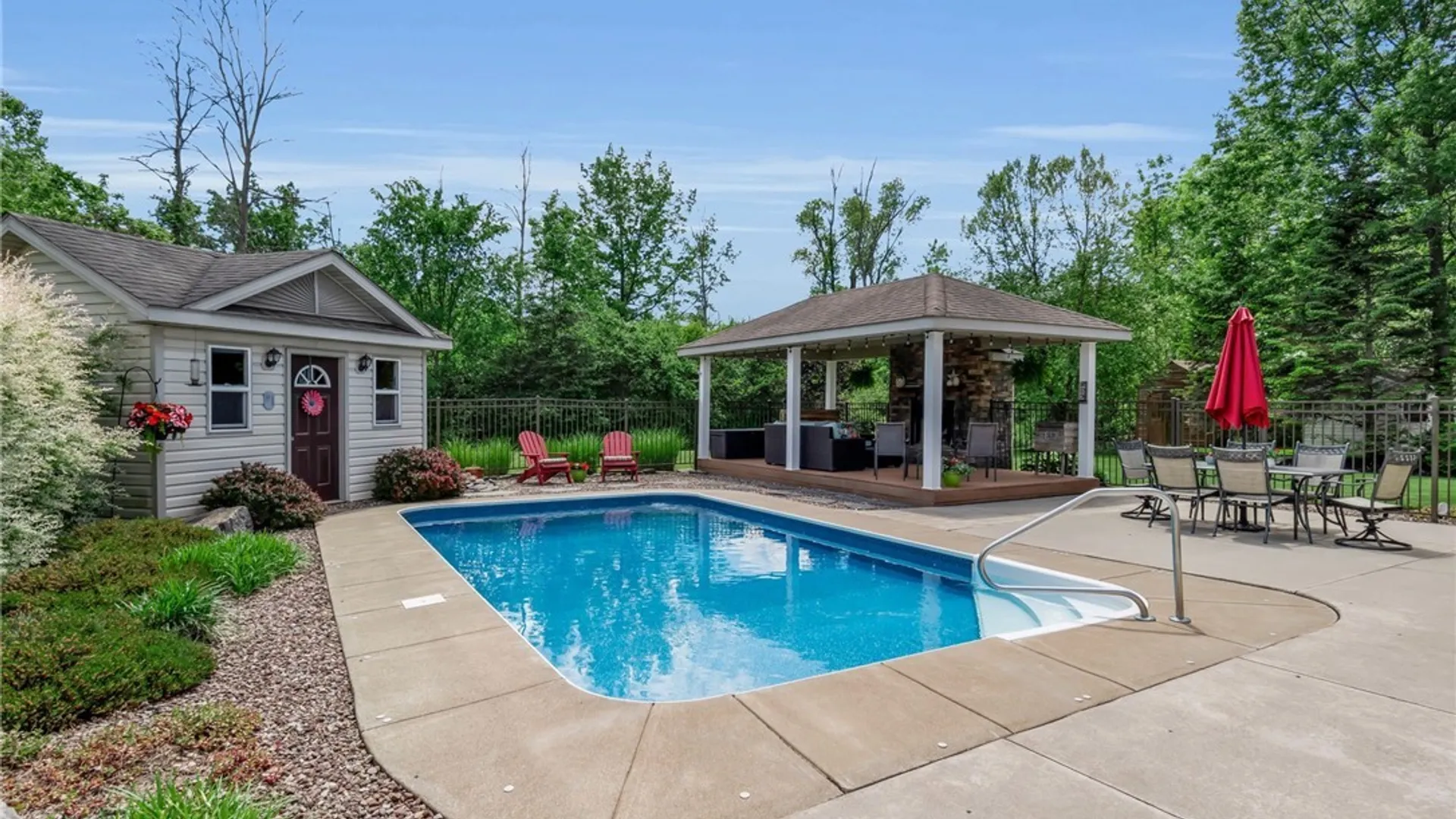 Property at 6324 Heritage Point, Lockport Town, NY 14094 5